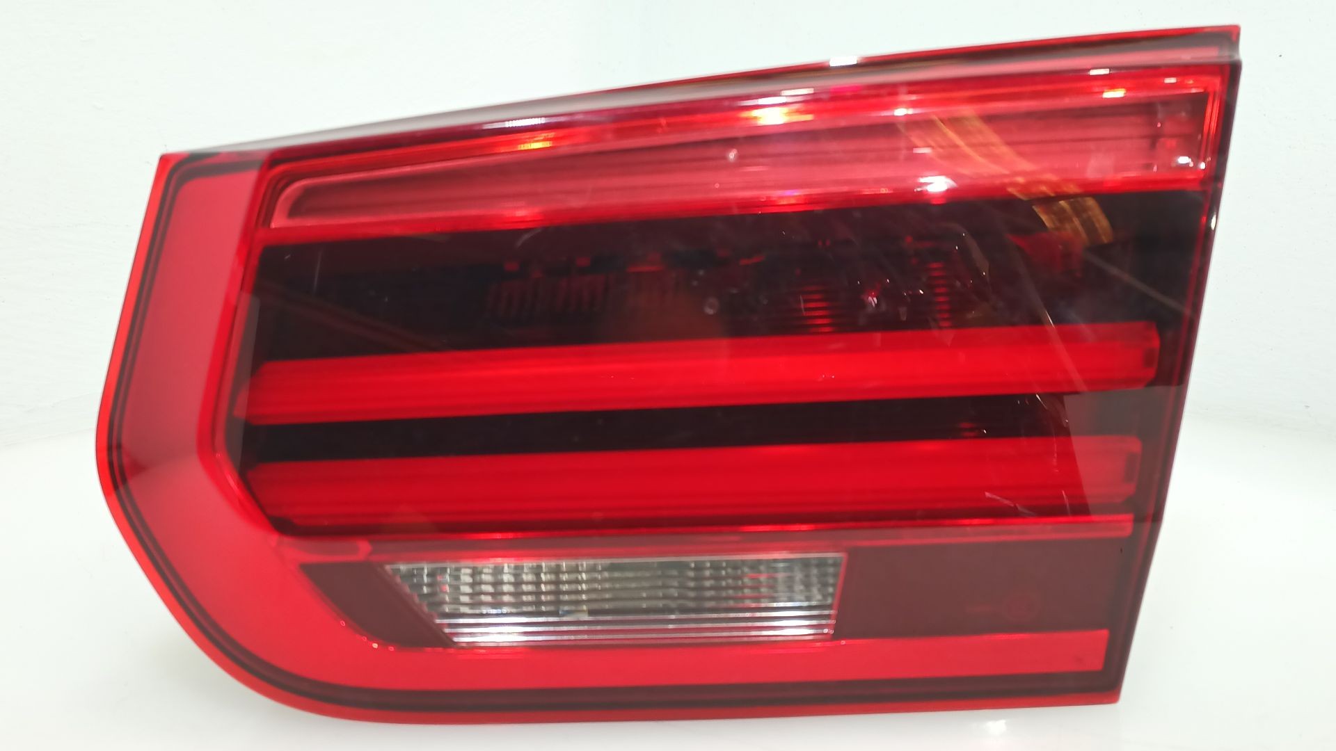 PILOTO TRASERO DERECHO INTERIOR BMW 3 (F30, F80) 2011-2018 (63217369120 1716306)