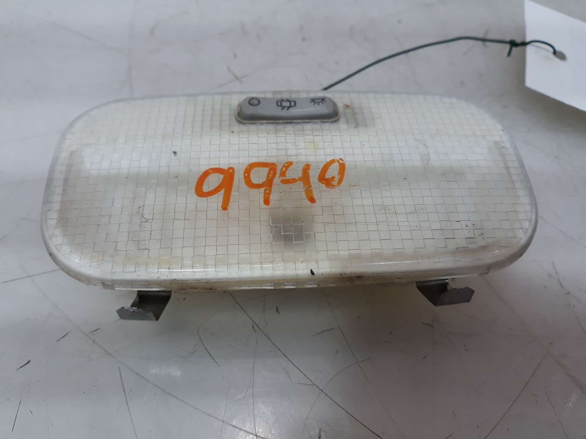 LUZ INTERIOR CITROËN C3 2009-2017 (9680717080 1515879)