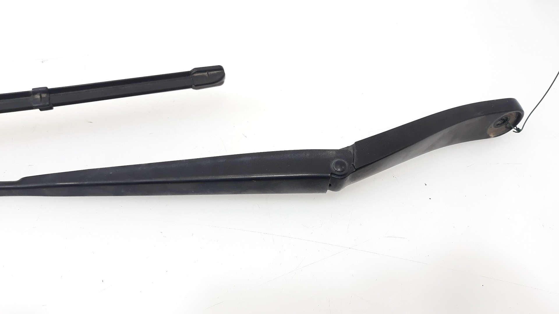 BRAZO LIMPIA DELANTERO IZQUIERDO FORD TOURNEO COURIER (C4A) 2013- (1840432 1624827)