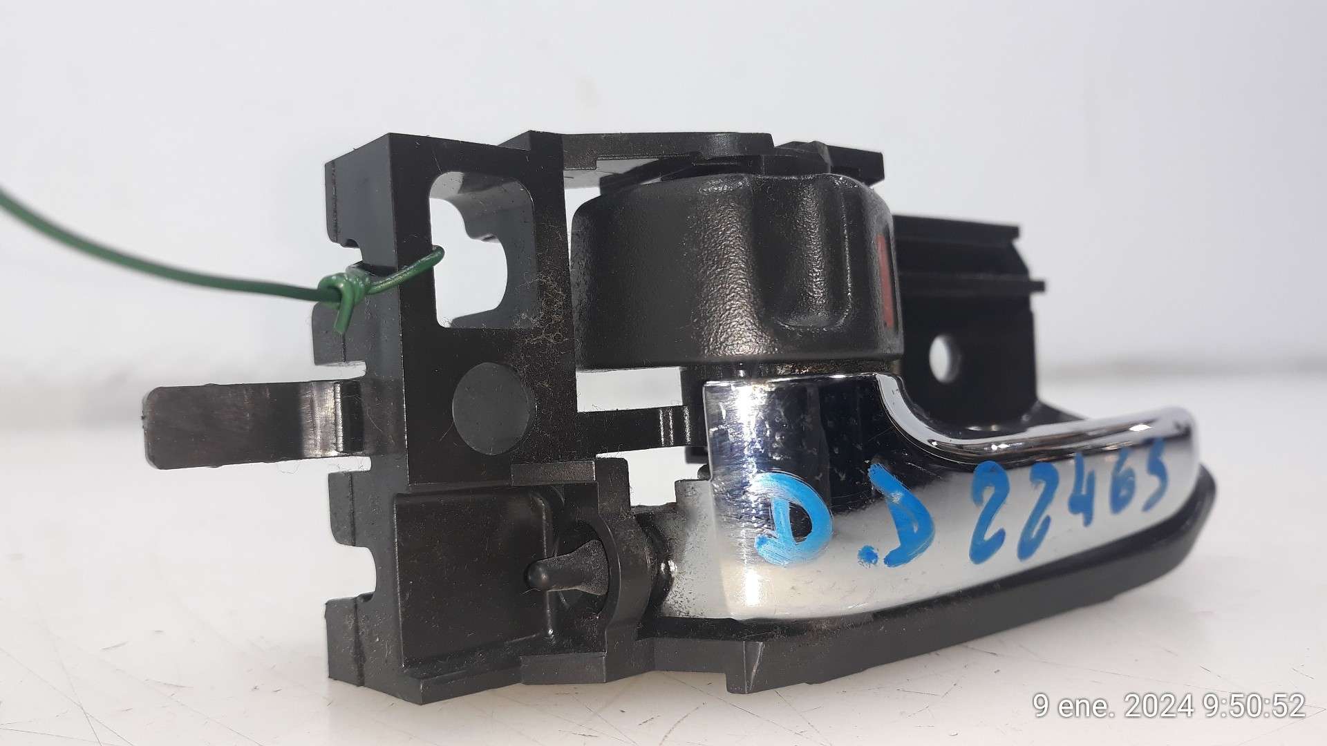 MANETA INTERIOR DELANTERA IZQUIERDA TOYOTA COROLLA (E12) 2001-2007 (6920605040B0 1572246)