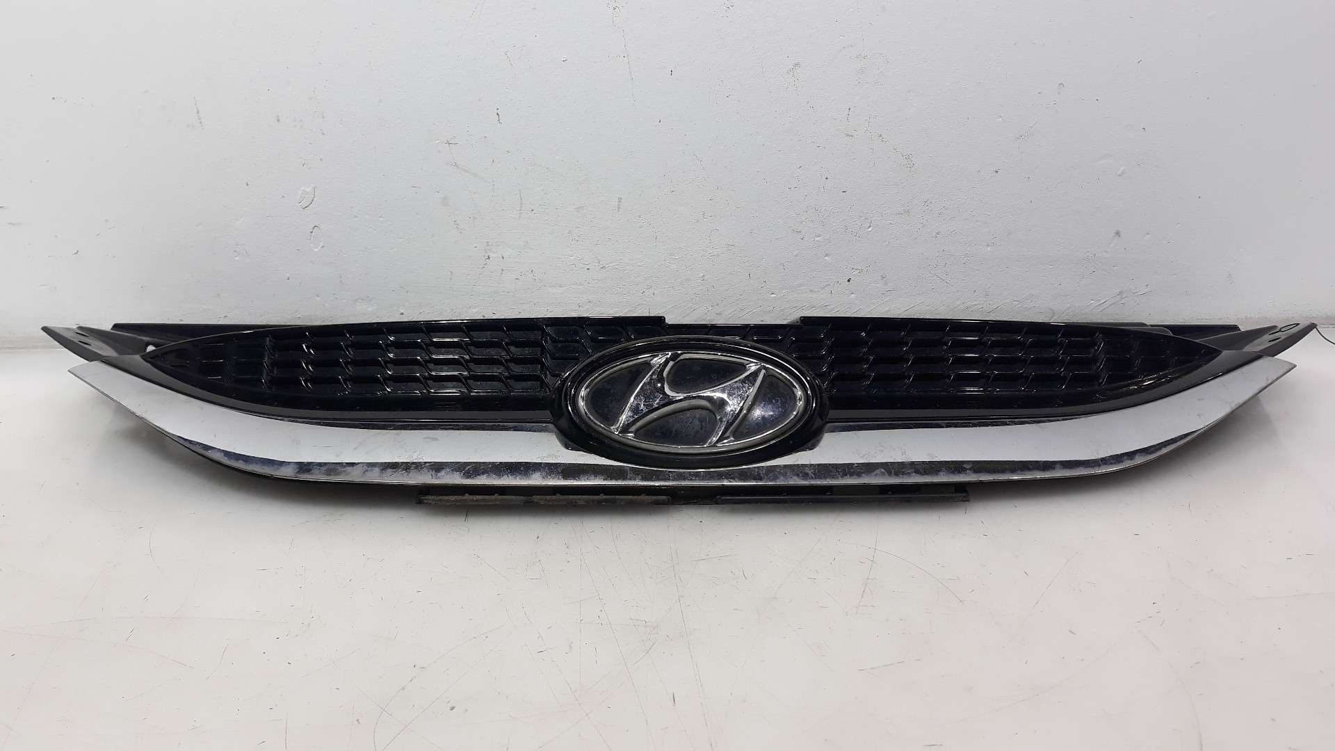 REJILLA DELANTERA HYUNDAI ix35 (LM, EL, ELH) 2009- (863512Y000 1573154)