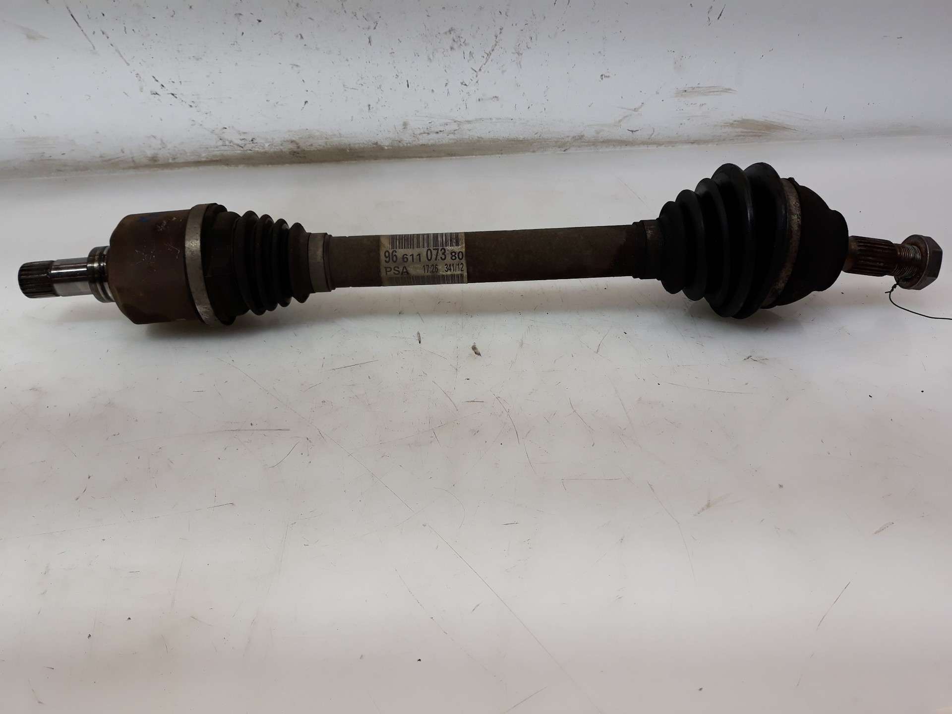 TRANSMISION DELANTERA IZQUIERDA PEUGEOT 5008 2009-2017 (9661107380 1517122)