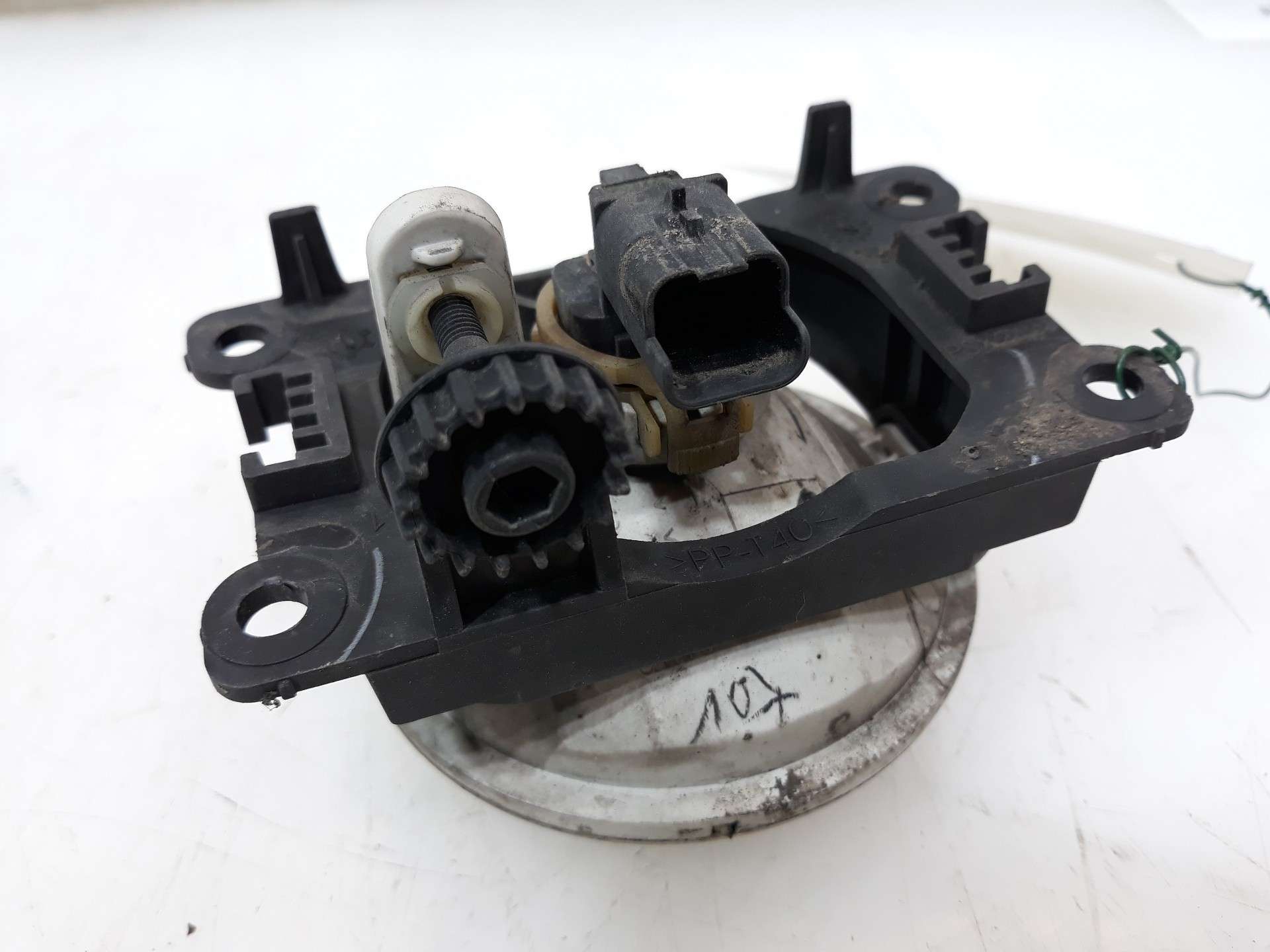 FARO ANTINIEBLA DERECHO PEUGEOT 5008 2009-2017 (9685425280 1517127)