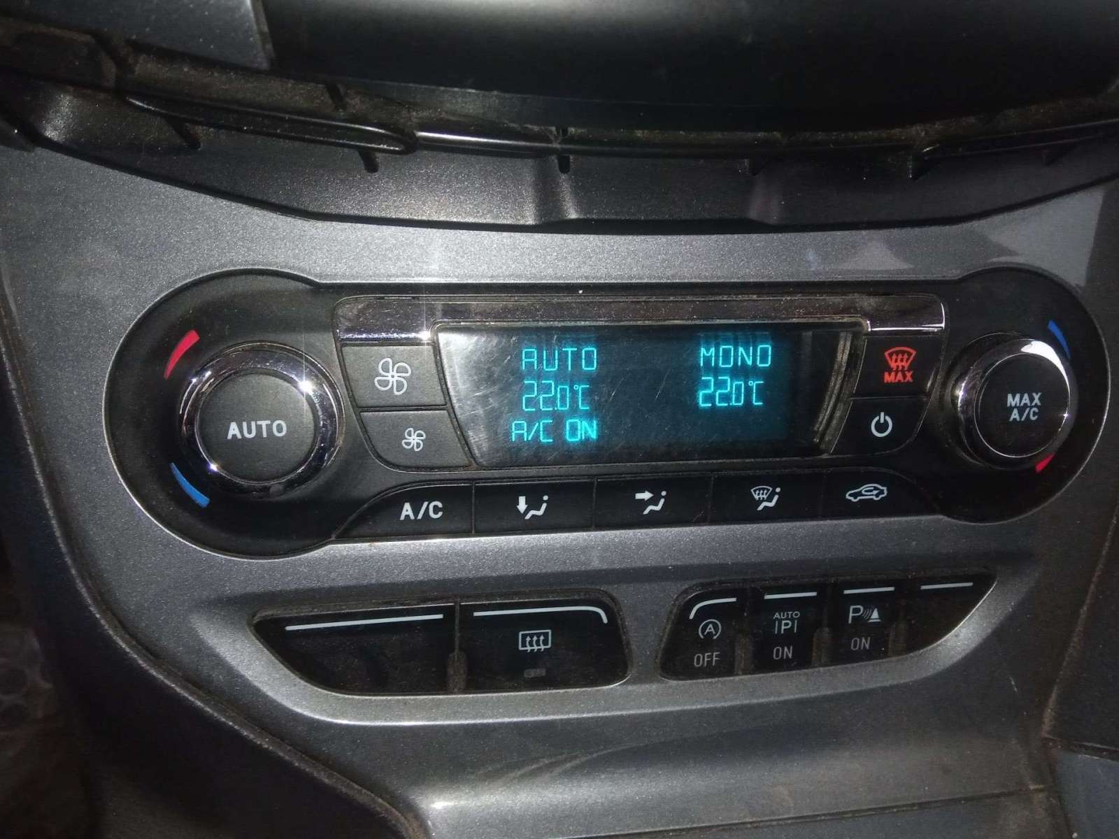 MANDO CLIMATIZADOR FORD FOCUS III 2010- (1866942 1672592)