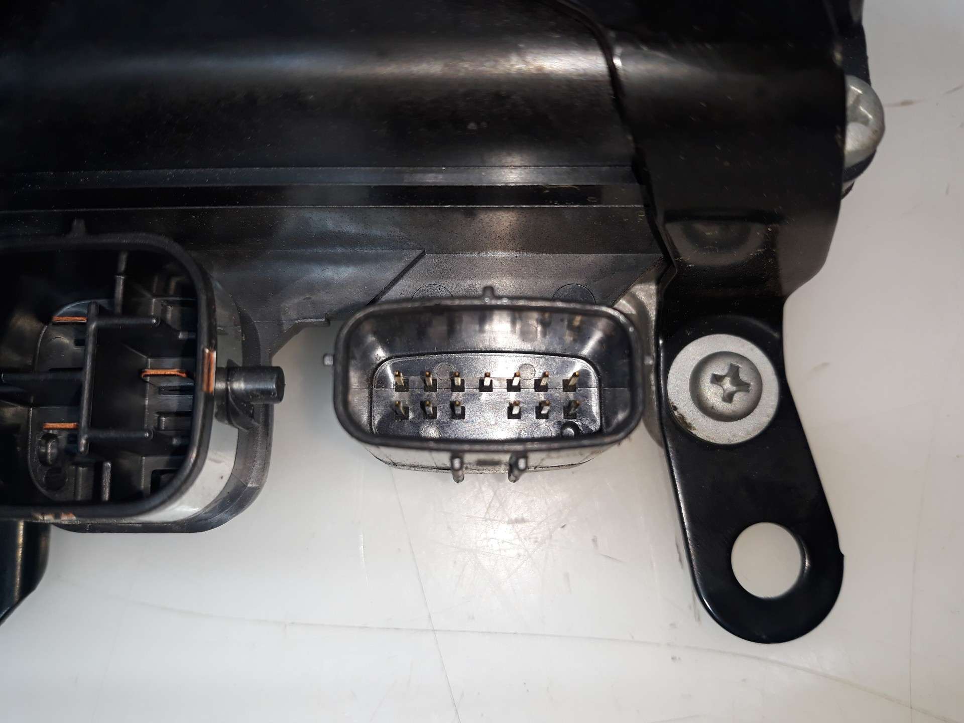 MODULO ELECTRONICO LEXUS IS 2013- (8965053430 1574337)