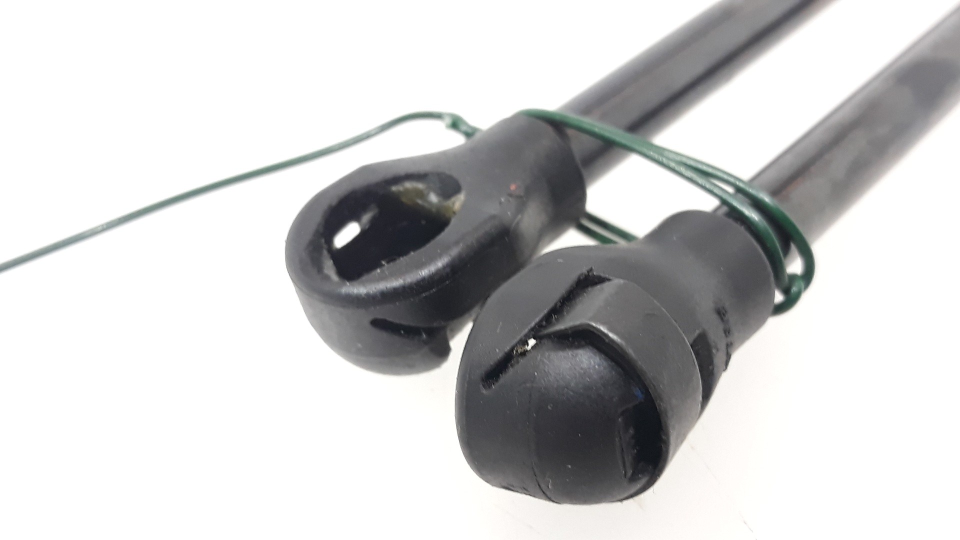 AMORTIGUADORES MALETERO / PORTON TOYOTA YARIS (_P21_, _PA1_, _PH1_) 2020- (68960K0020 1626342)