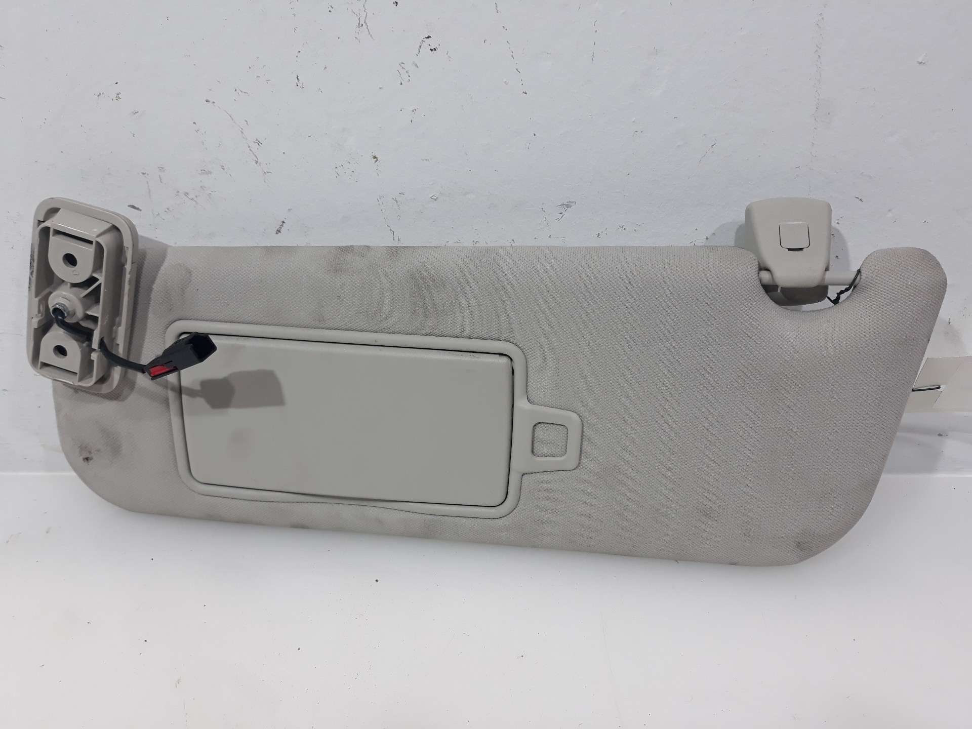 PARASOL IZQUIERDO JAGUAR XF II (X260) 2015- (C2Z28861 1518520)