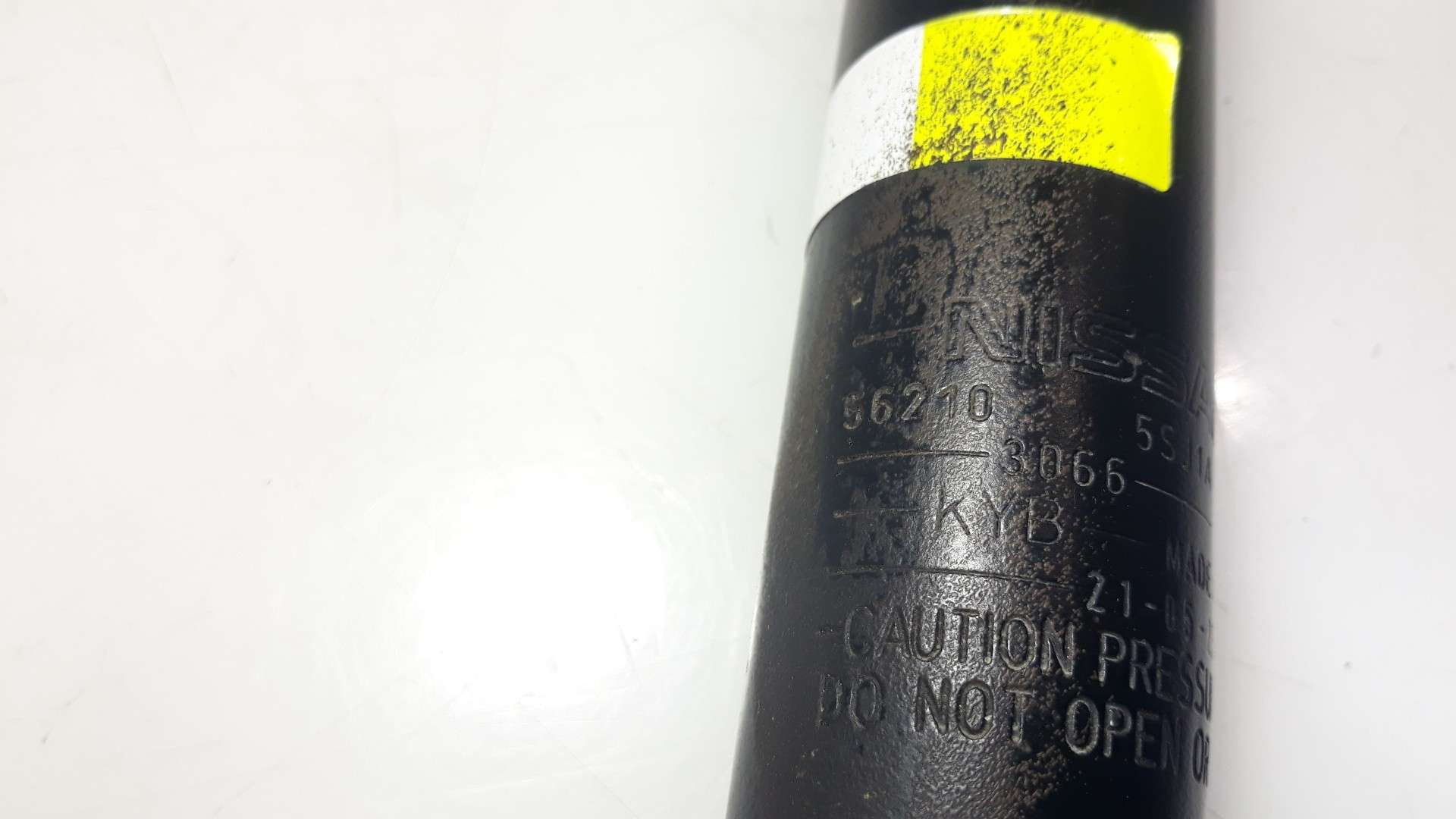 AMORTIGUADOR TRASERO DERECHO NISSAN LEAF 2017- (562105SJ1A 1626397)