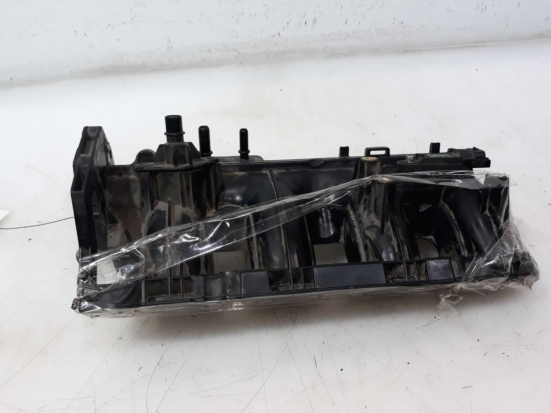 COLECTOR ADMISION RENAULT SCENIC III 2009-2016 (140032069R 1518745)