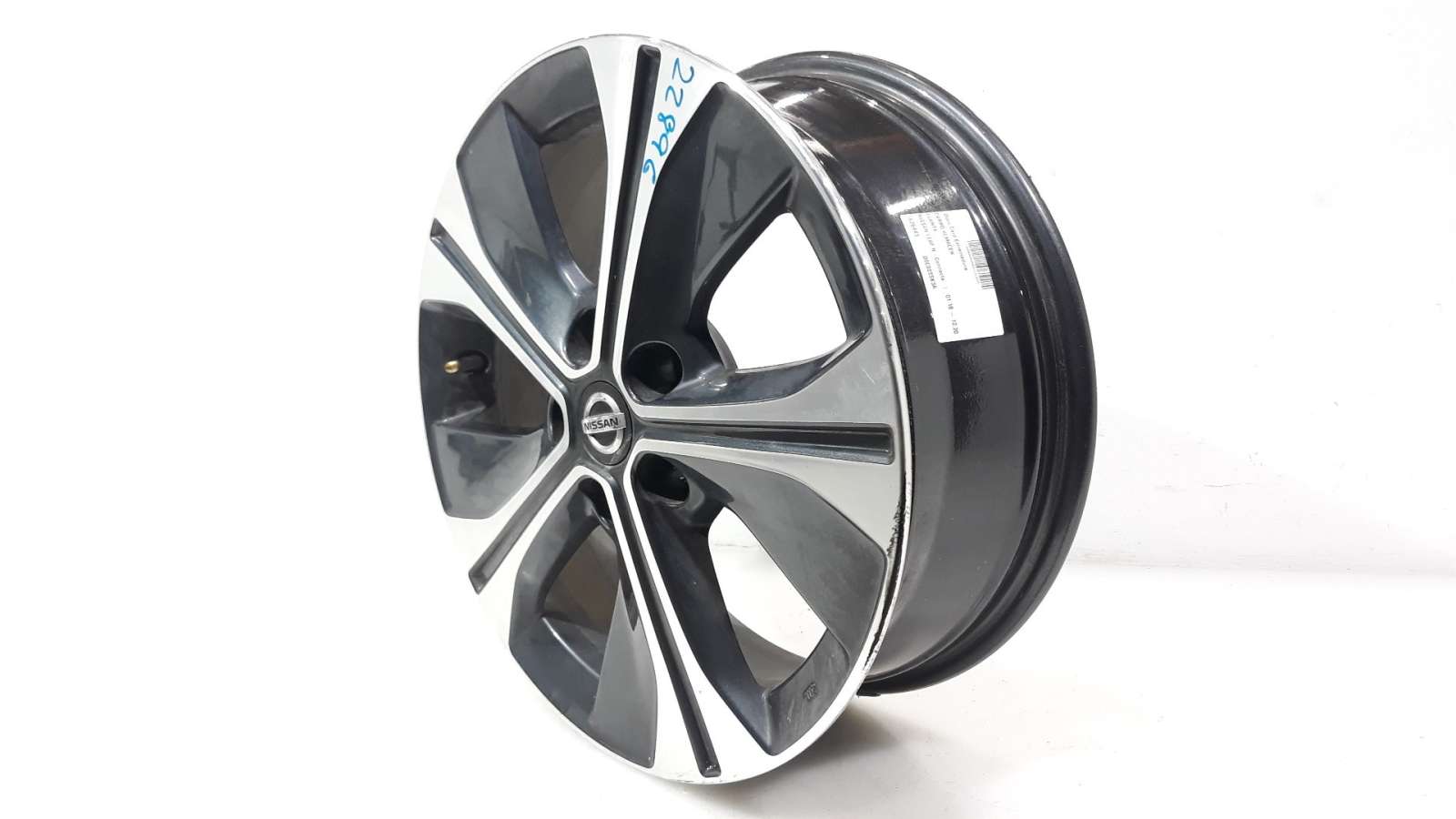 LLANTA NISSAN LEAF 2017- (D0C005SK3A 1626445)