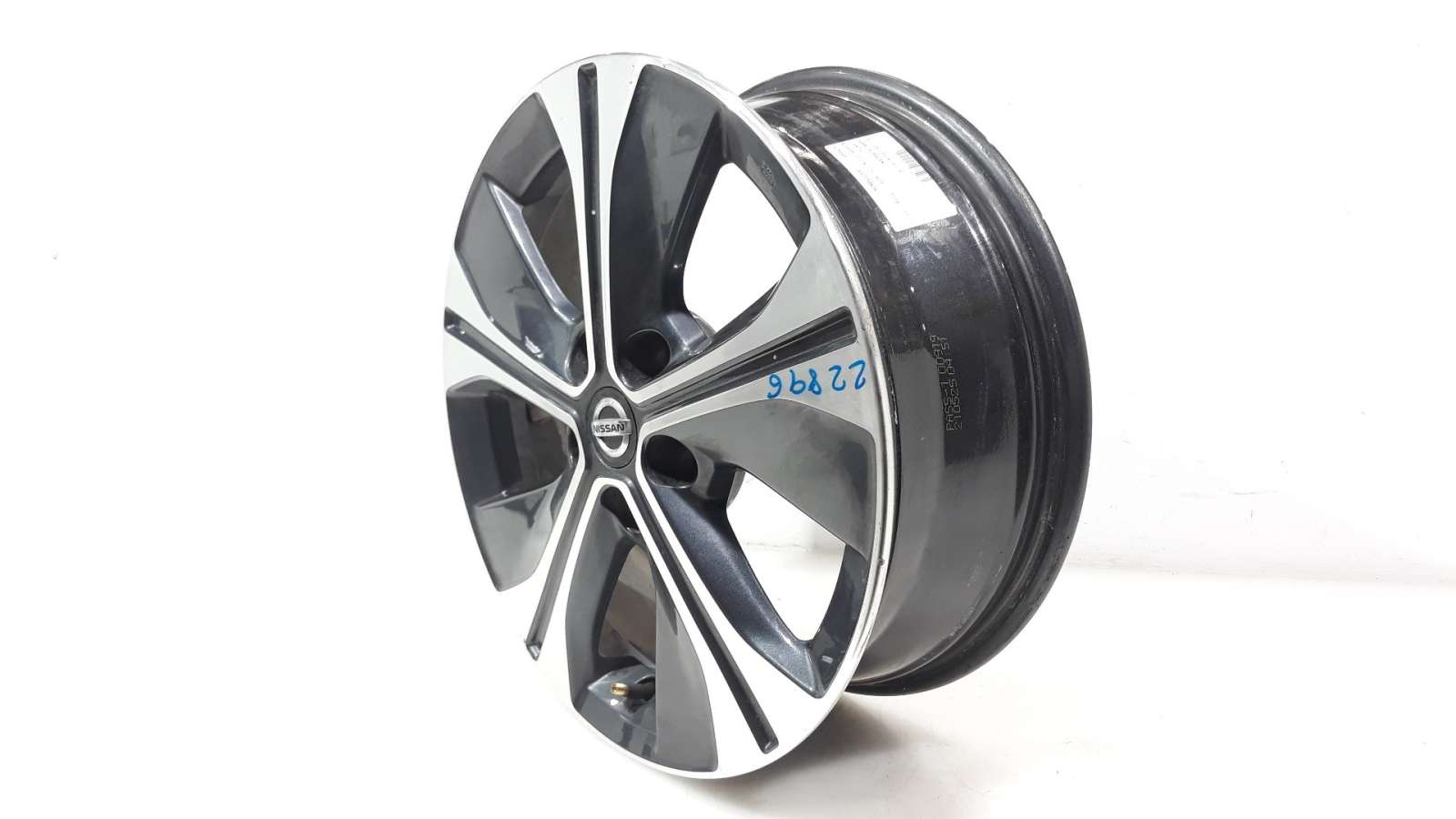 LLANTA NISSAN LEAF 2017- (D0C005SK3A 1626448)