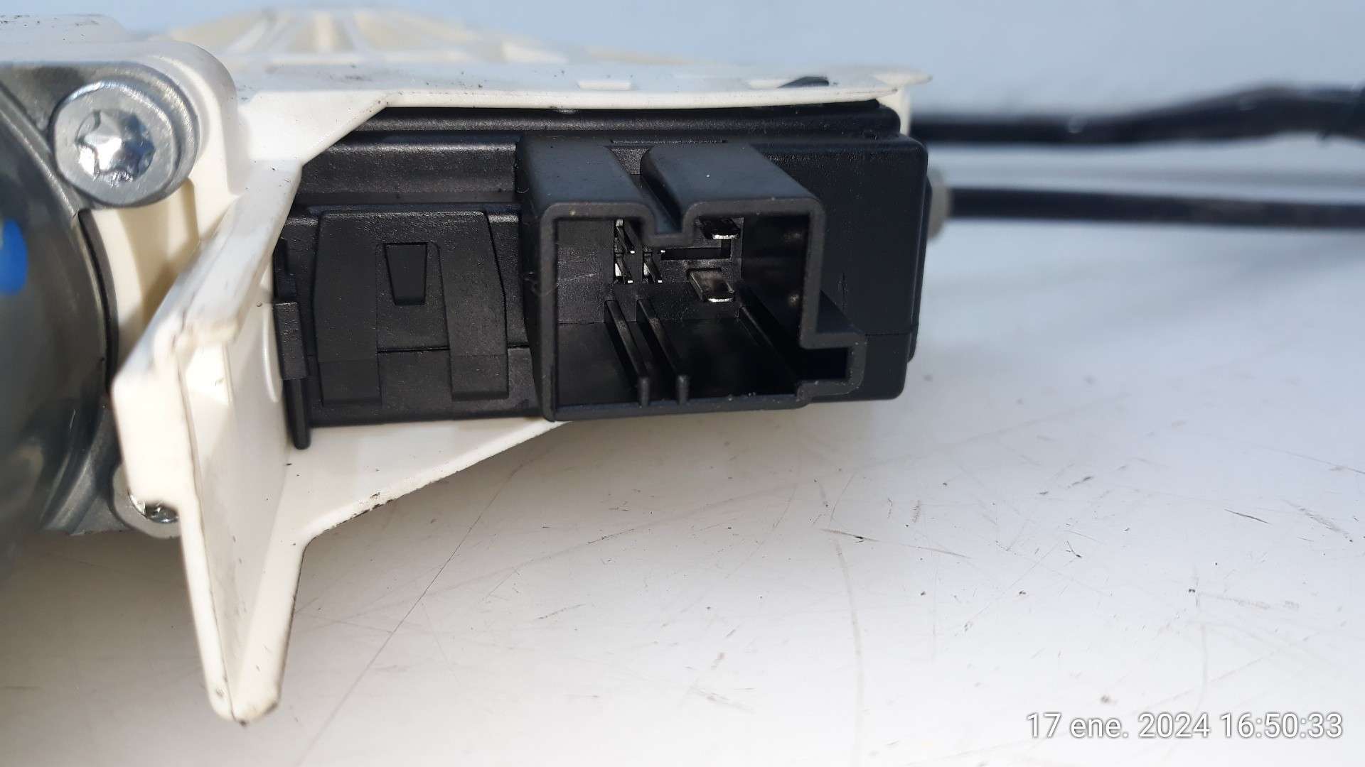 ELEVALUNAS DELANTERO IZQUIERDO SKODA SUPERB COMBI (3T5) 2009-2015 (8K0959801 1575857)