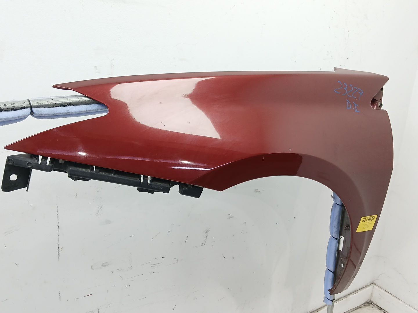 ALETA DELANTERA IZQUIERDA RENAULT LAGUNA III (BT0/1) 2007-2015 (631010032R 1673756)