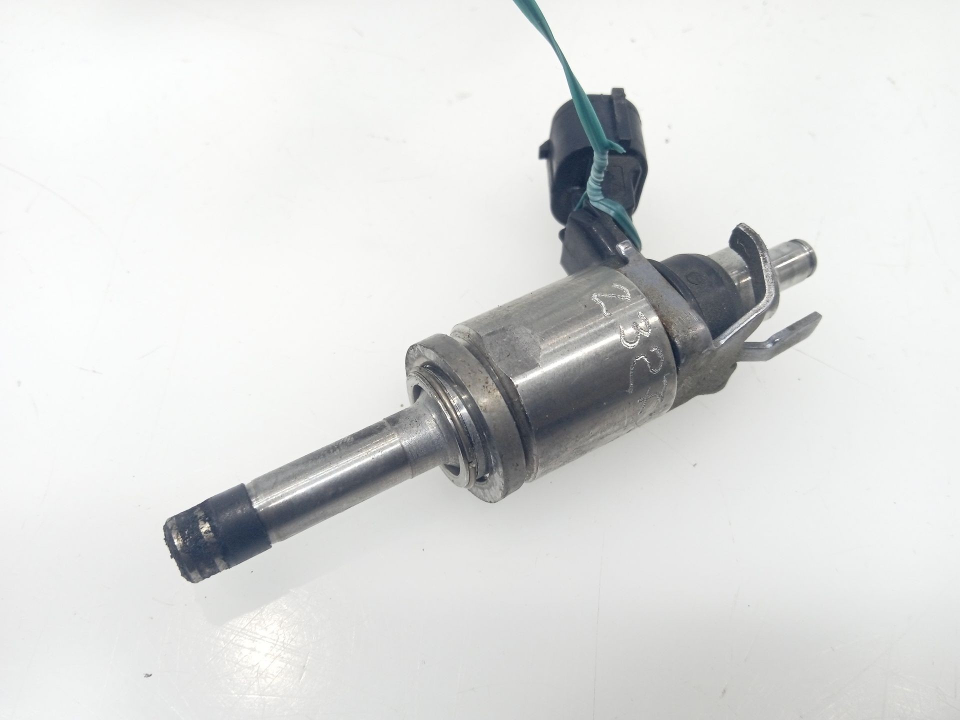 INYECTOR RENAULT MEGANE III Hatchback (BZ0/1_, B3_) 2008- (166004350R 1674215)