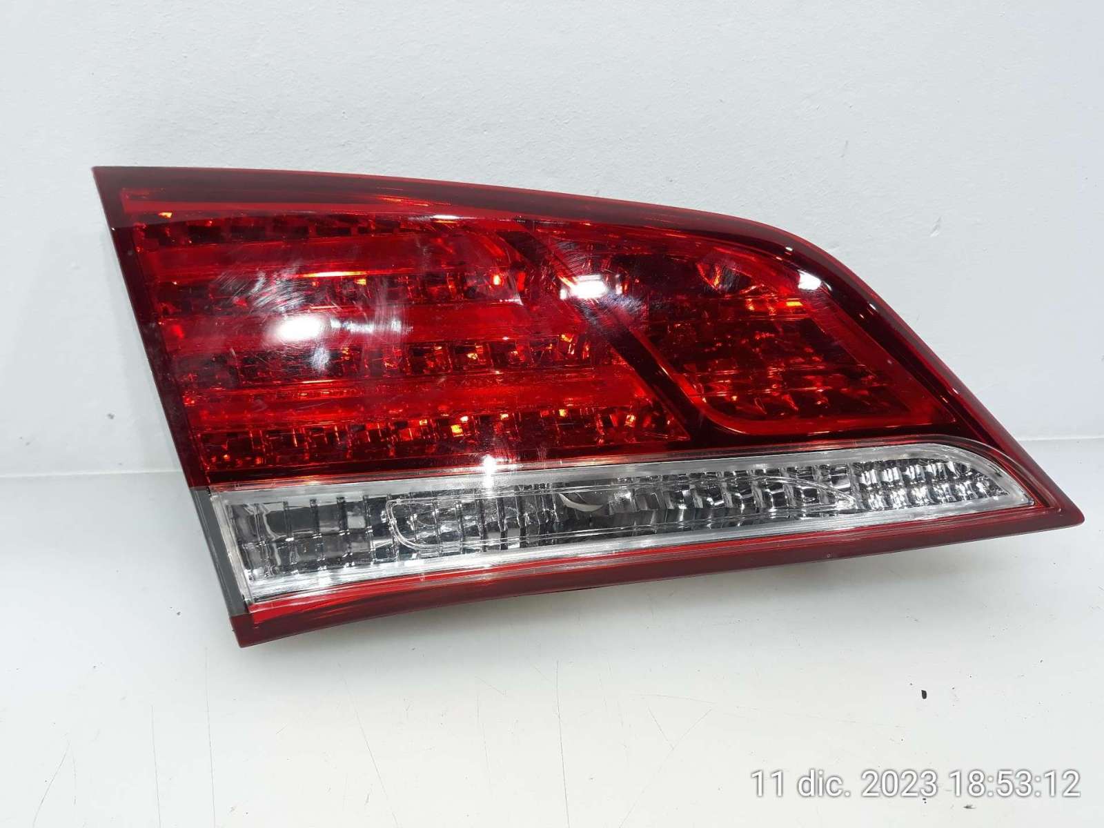 PILOTO TRASERO IZQUIERDO INTERIOR HYUNDAI i40 I (VF) 2012-2019 (924033Z600 1576401)