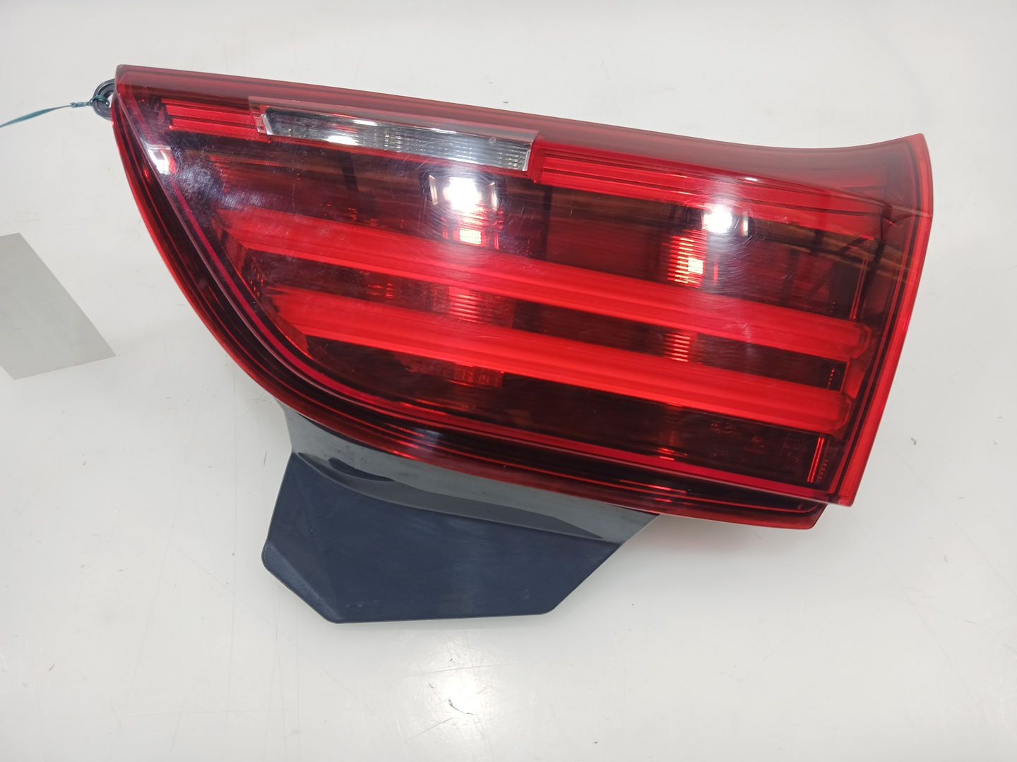 PILOTO TRASERO DERECHO INTERIOR BMW SERIE 5 GRAN TURISMO (F07) 2009-2017 (63217306168 1675001)