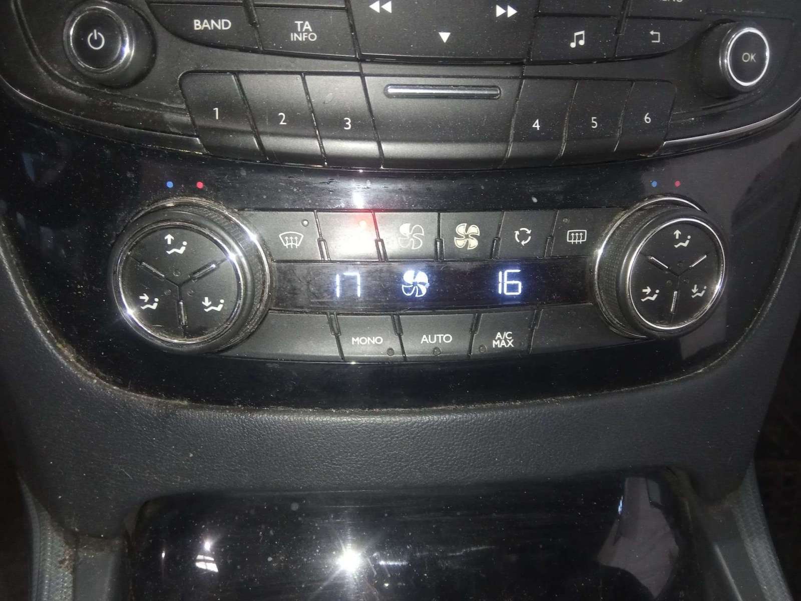 MANDO CLIMATIZADOR PEUGEOT 508 SW 2011-2018 (98023792XZ 1627241)