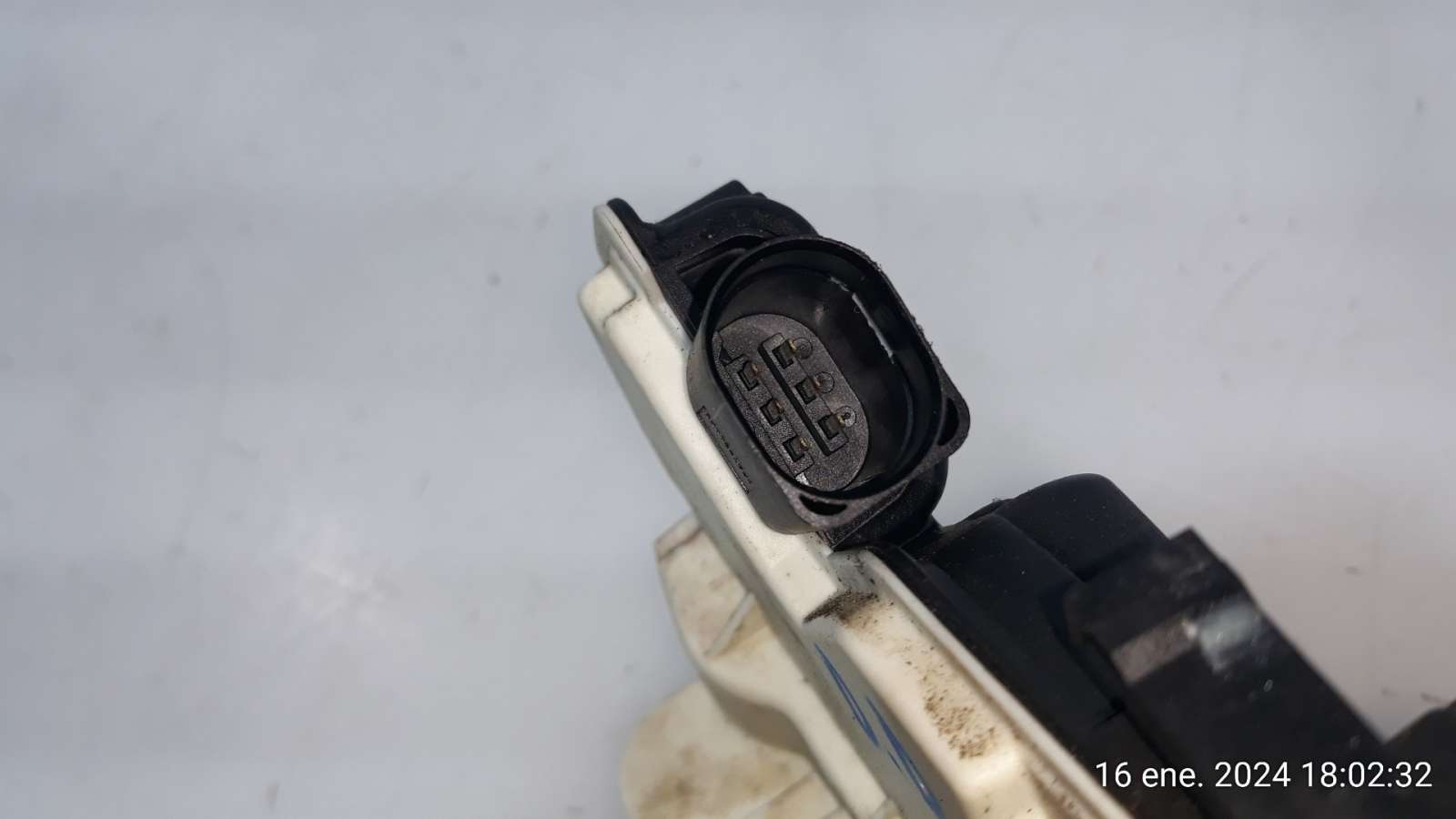 CERRADURA PUERTA DELANTERA DERECHA SKODA SUPERB COMBI (3T5) 2009-2015 (5N1837016C 1579547)