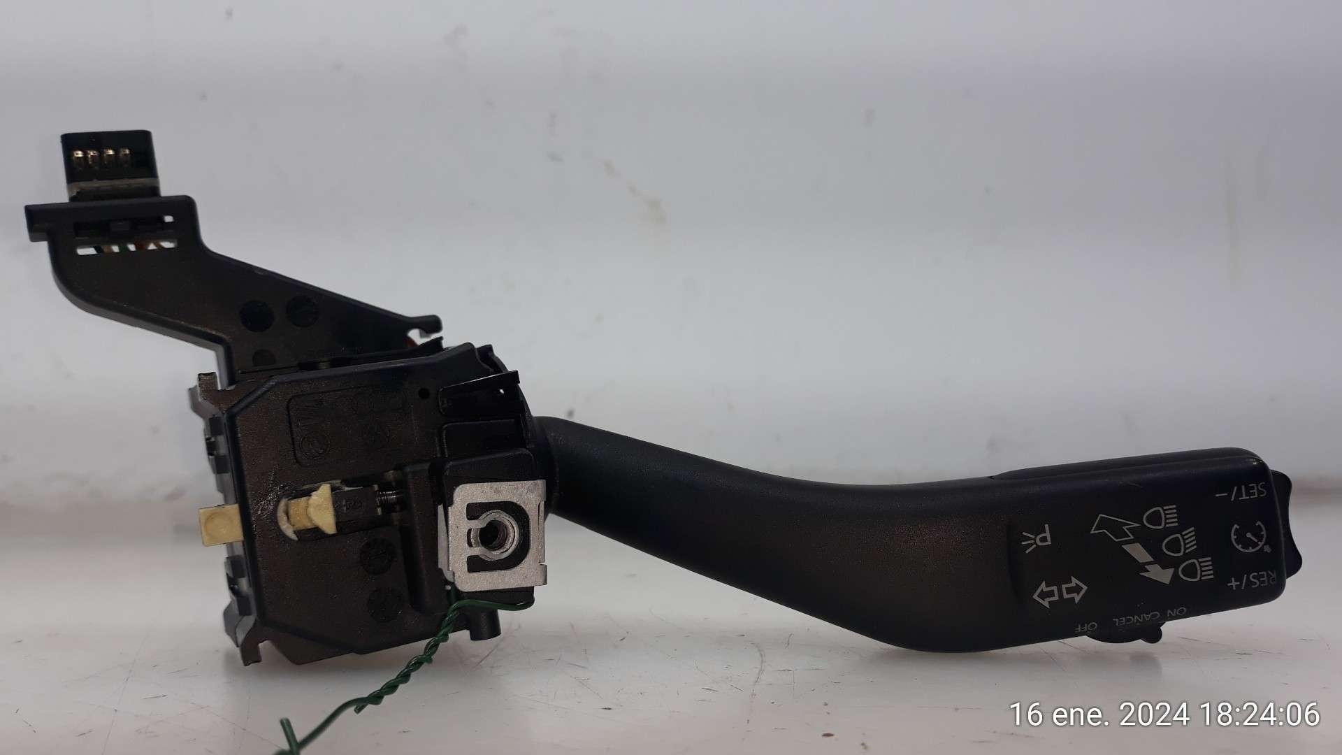 MANDO INTERMITENTES SKODA SUPERB COMBI (3T5) 2009-2015 (1K0953513G 1579568)