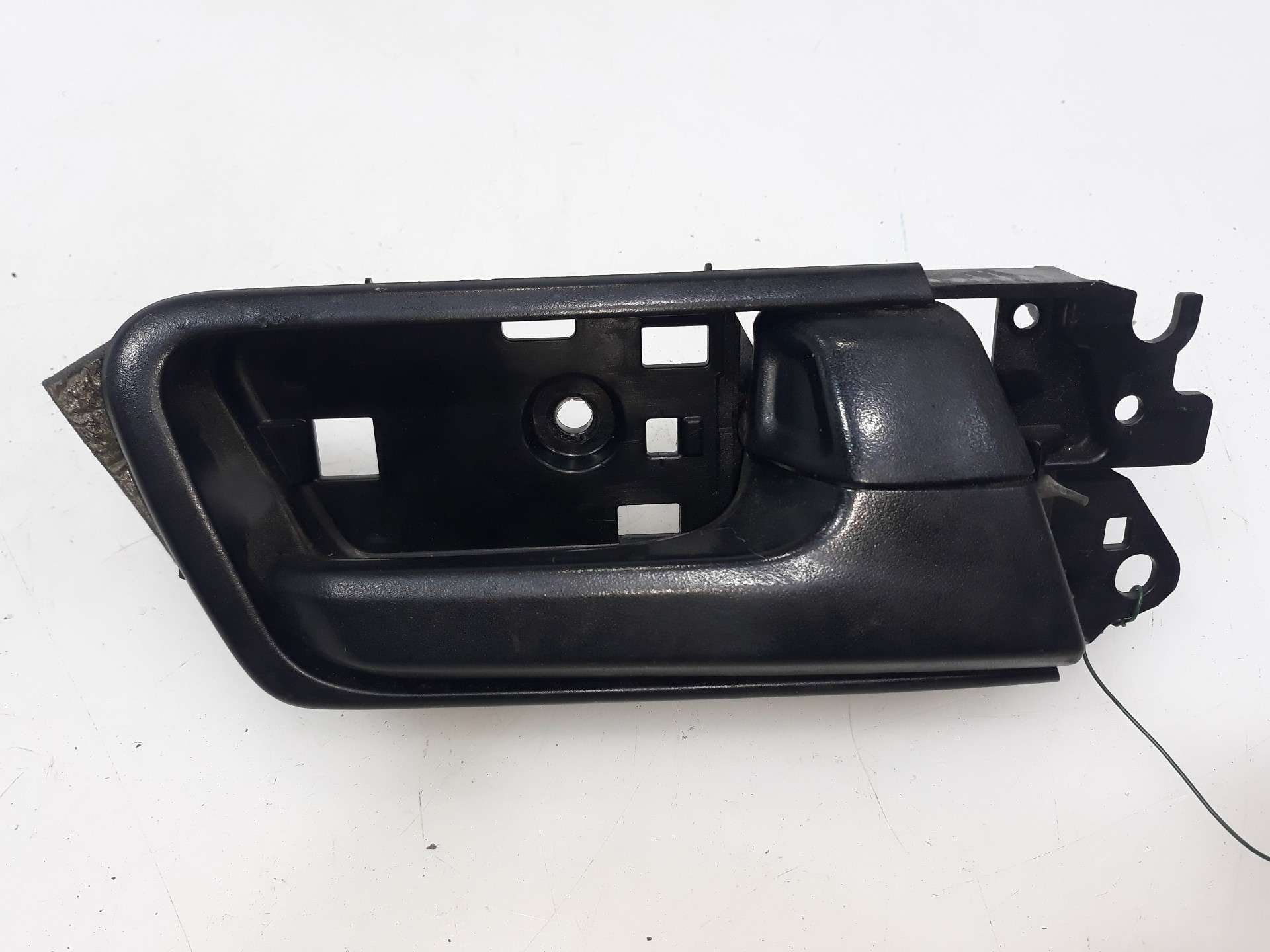 MANETA INTERIOR DELANTERA DERECHA TOYOTA LAND CRUISER (J15) 2009-2017 (6760560040C0 1522840)