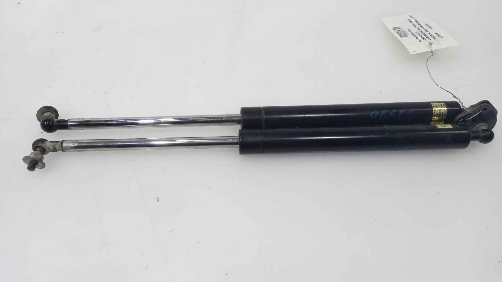 AMORTIGUADORES MALETERO / PORTON MITSUBISHI MONTERO SPORT (K90) 1998-2007 (MR526933 1632168)