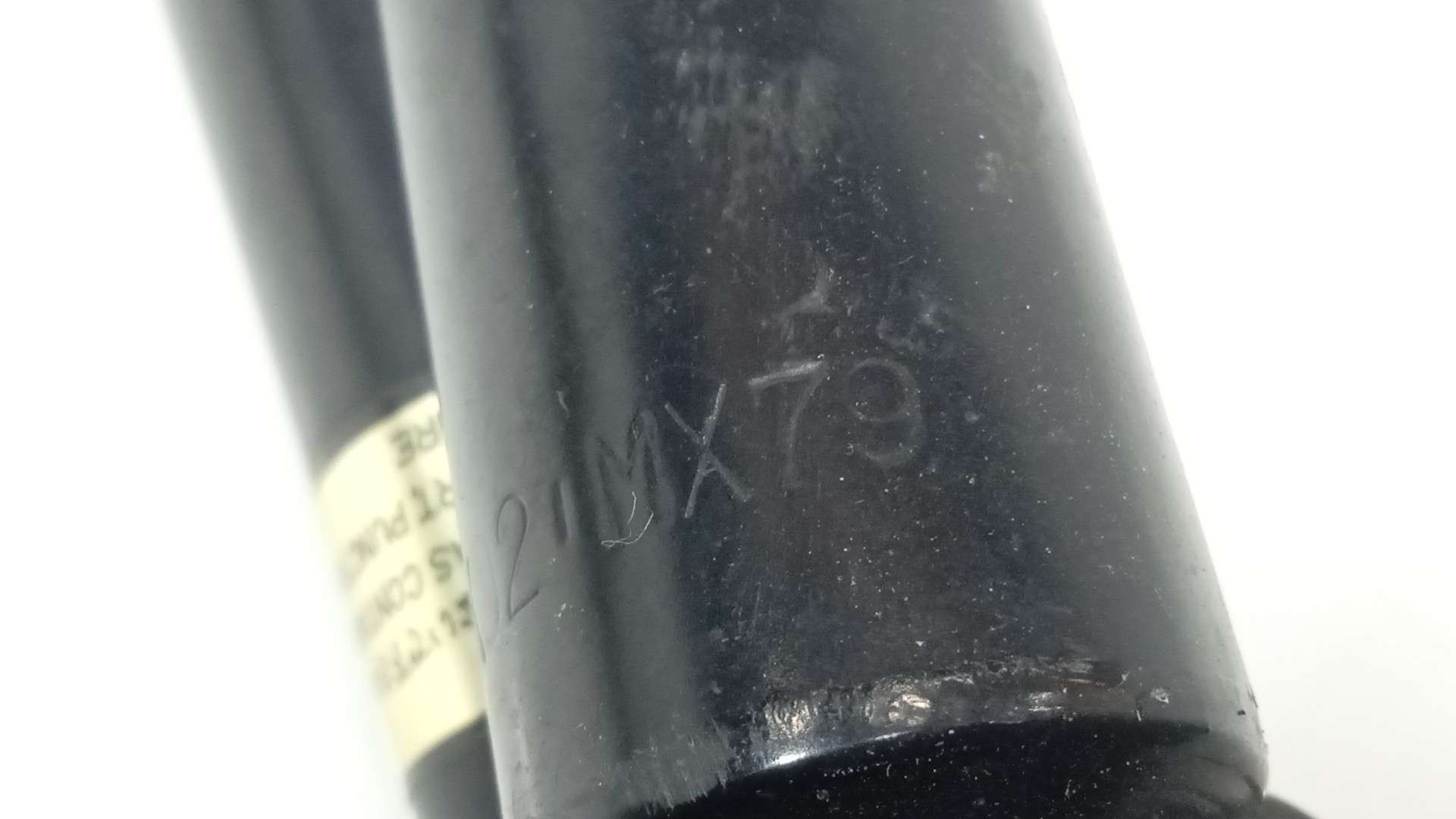 AMORTIGUADORES MALETERO / PORTON MITSUBISHI MONTERO SPORT (K90) 1998-2007 (MR526933 1632168)