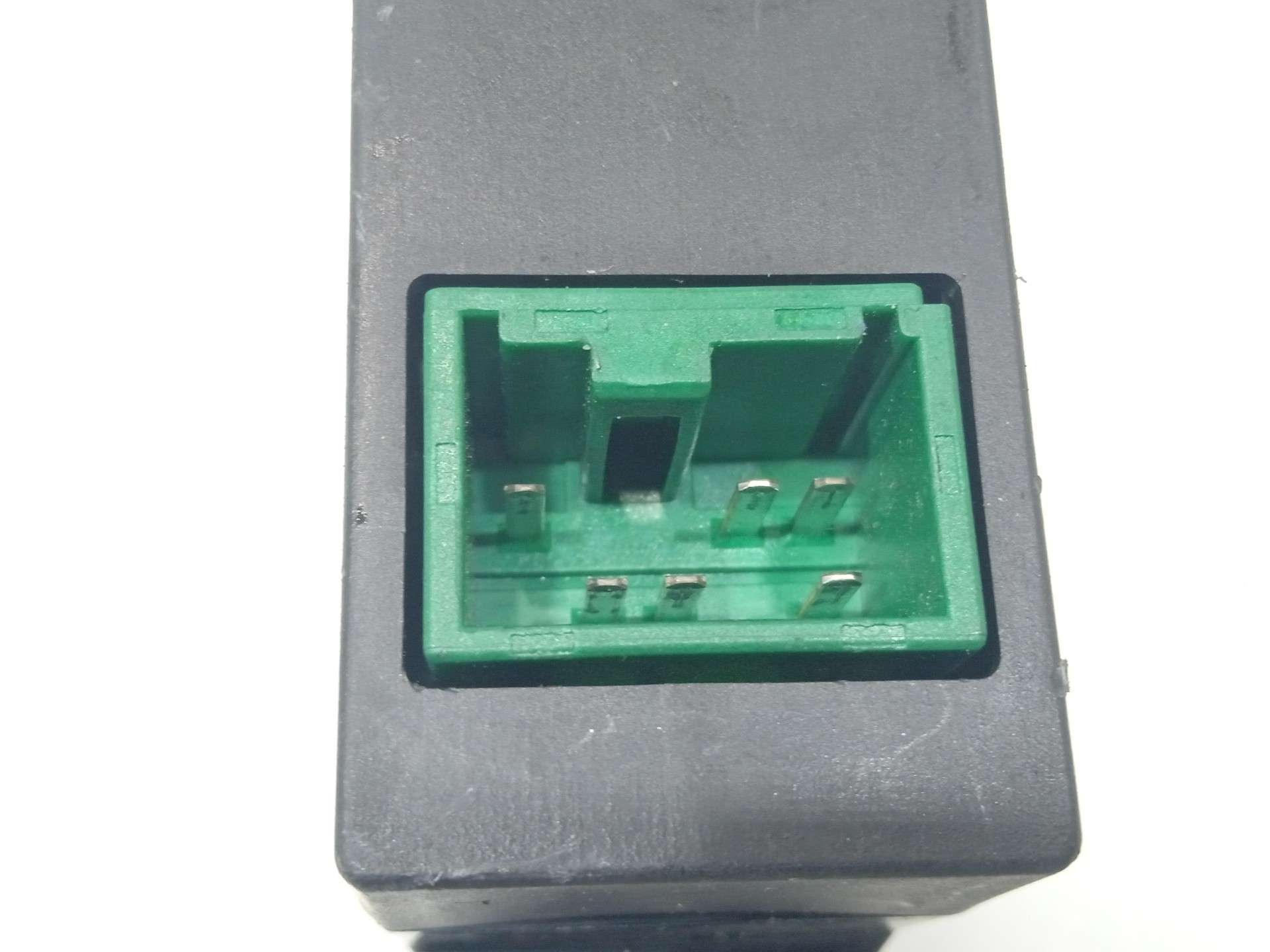 MANDO ELEVALUNAS DELANTERO DERECHO MITSUBISHI MONTERO SPORT (K90) 1998-2007 (MR551008 1632229)