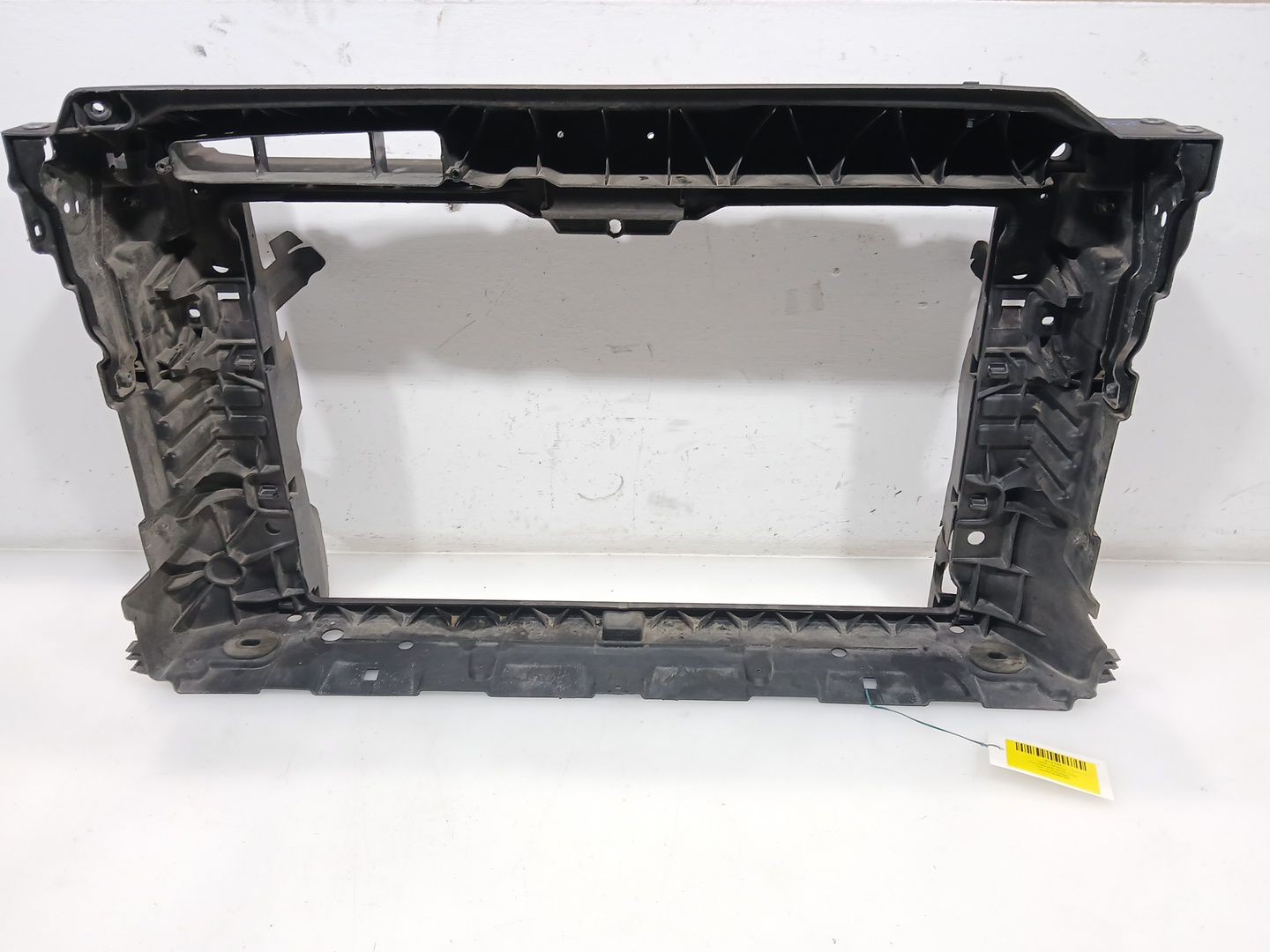 PANEL FRONTAL VOLKSWAGEN JETTA IV (162, 163, AV3, AV2) 2008- (5C6805588Q 1679246)