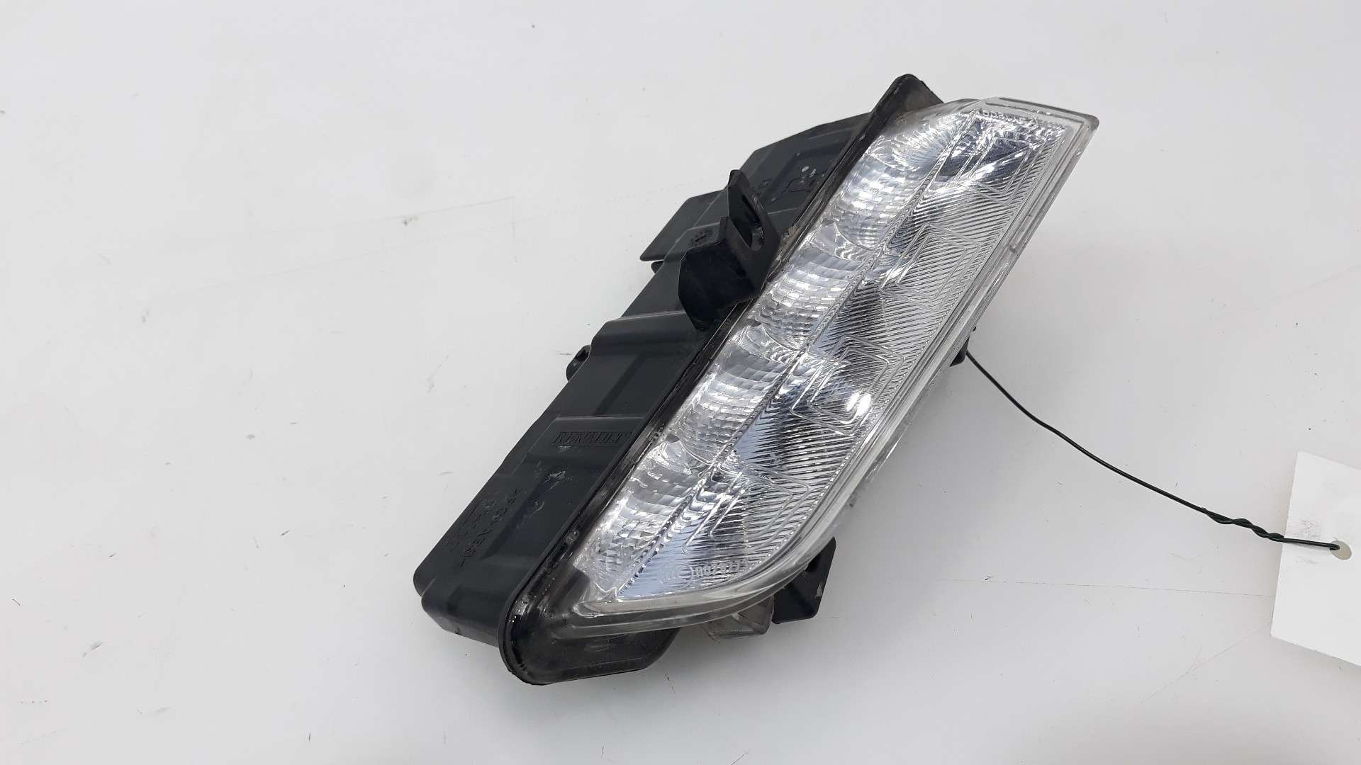 FARO LUZ DIURNA DERECHO RENAULT CAPTUR 2013- (266000411R 1633238)