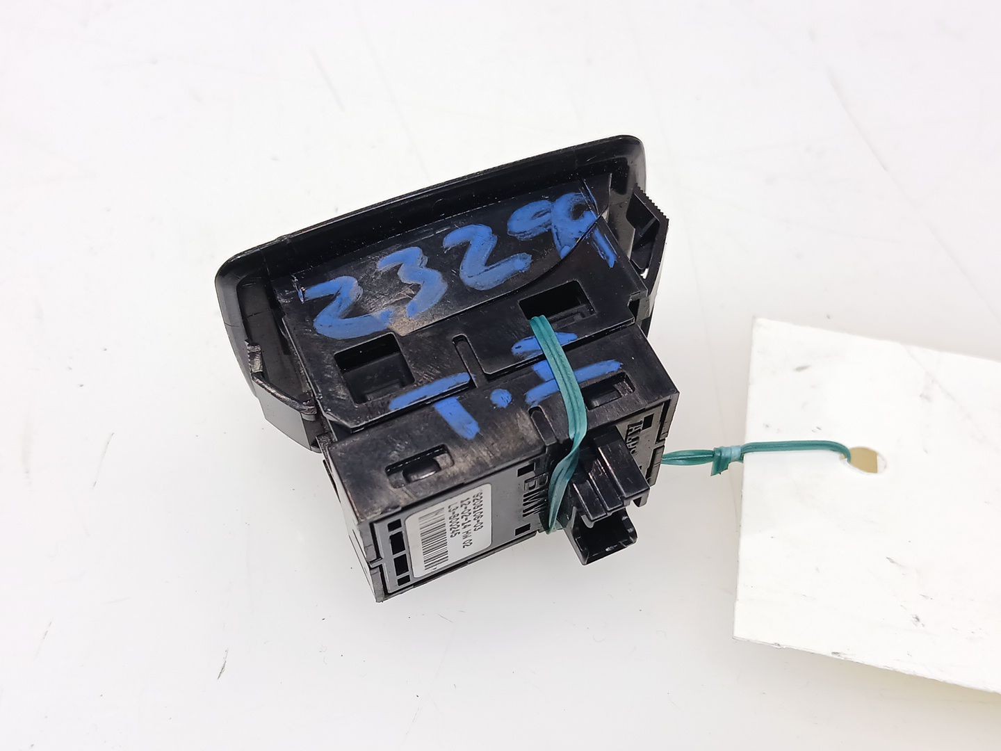 MANDO ELEVALUNAS TRASERO IZQUIERDO BMW 3 (F30, F80) 2011-2018 (61319208106 1681672)