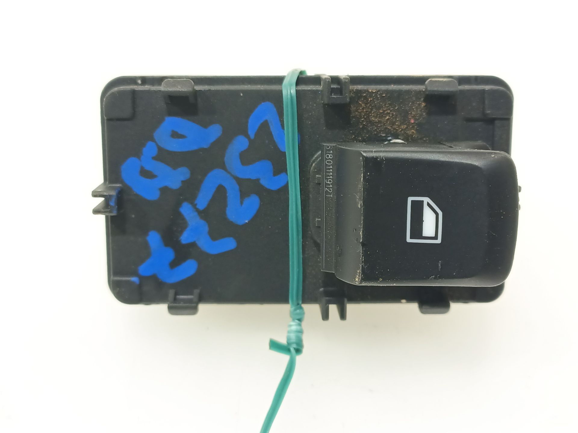 MANDO ELEVALUNAS DELANTERO DERECHO MG ZS SUV (AZS1) 2017- (10470986 1681802)