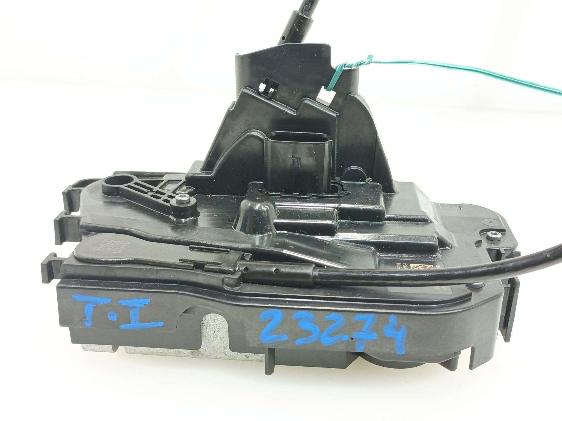 CERRADURA PUERTA TRASERA IZQUIERDA FORD PUMA (J2K, CF7) 2019- (2338041 1683589)