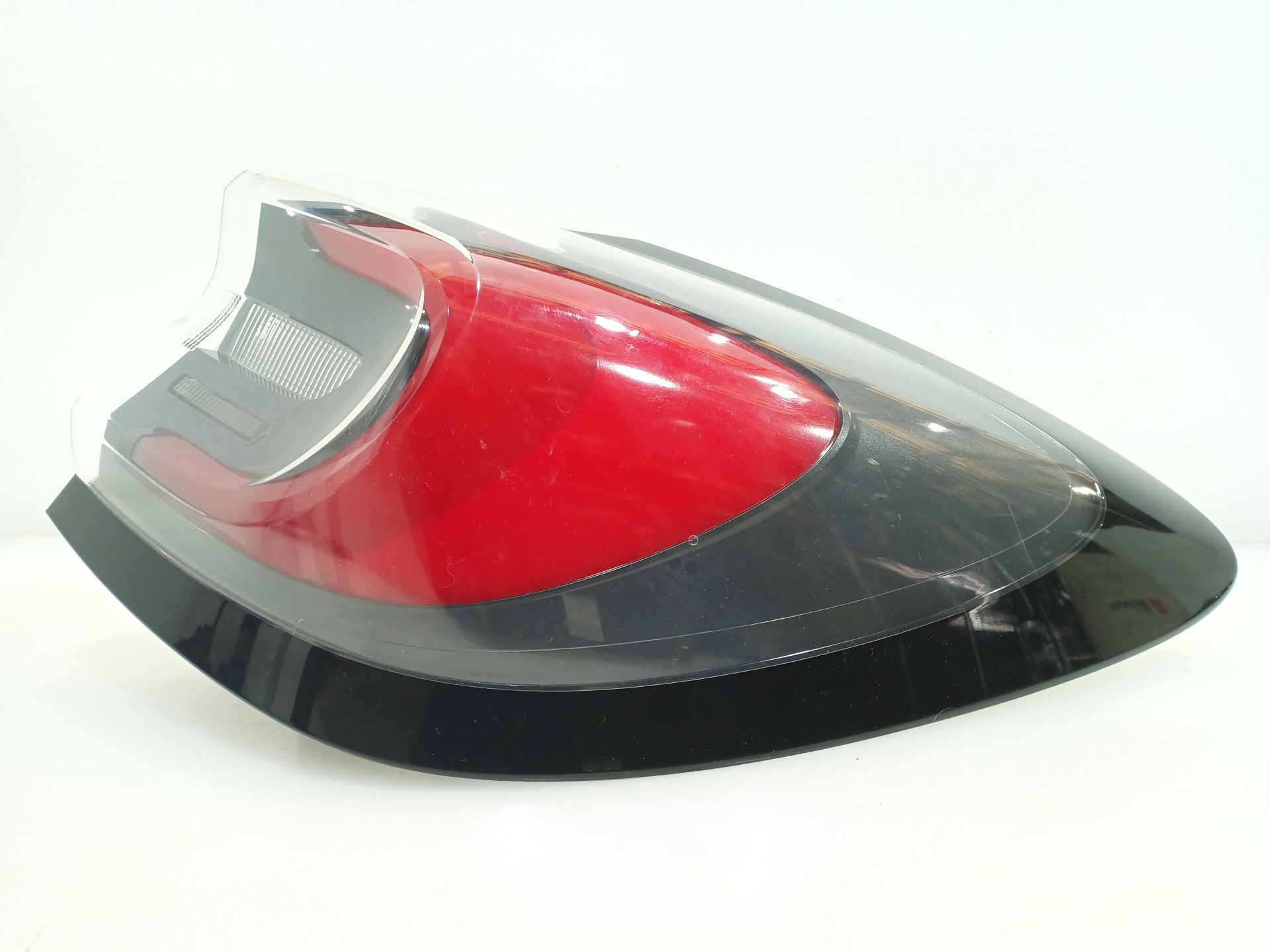 PILOTO TRASERO DERECHO FORD PUMA (J2K, CF7) 2019- (2579082 1683668)