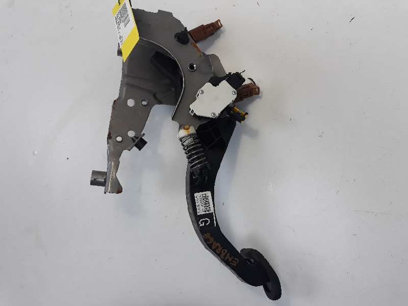 PEDAL EMBRAGUE RENAULT KADJAR 2015- (465038803R 729336)
