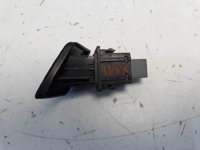 WARNING TOYOTA YARIS 2008-2011 (843320D020 629092)