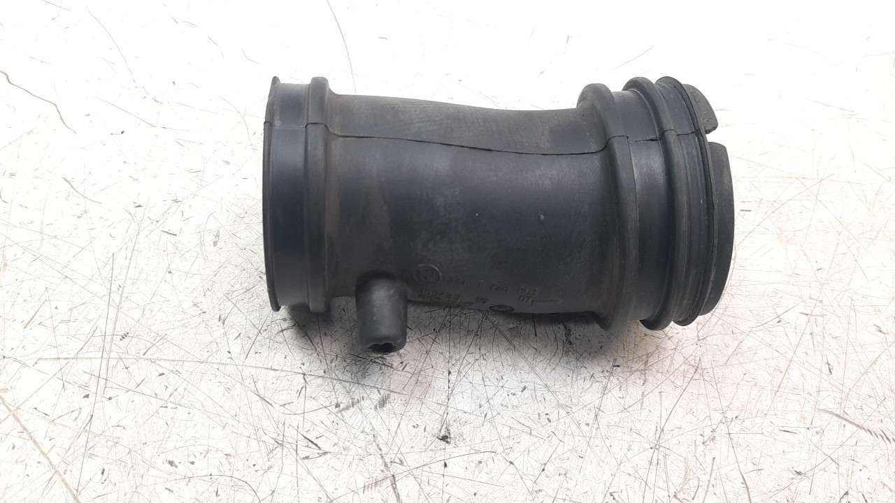 TUBO BMW R 1200 R 2015-2019 (13717726804 1422990)