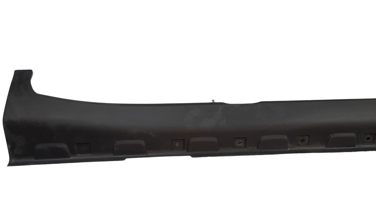 ESTRIBOS LATERALES MG ZS 2022- (10252401 1423131)