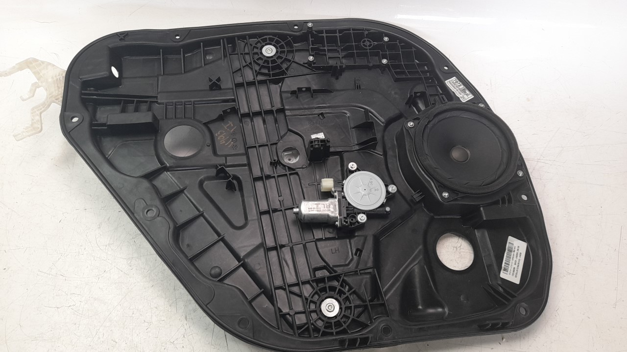 ELEVALUNAS TRASERO IZQUIERDO KIA CARENS ( ) 2013- (83470A4050 1299757)