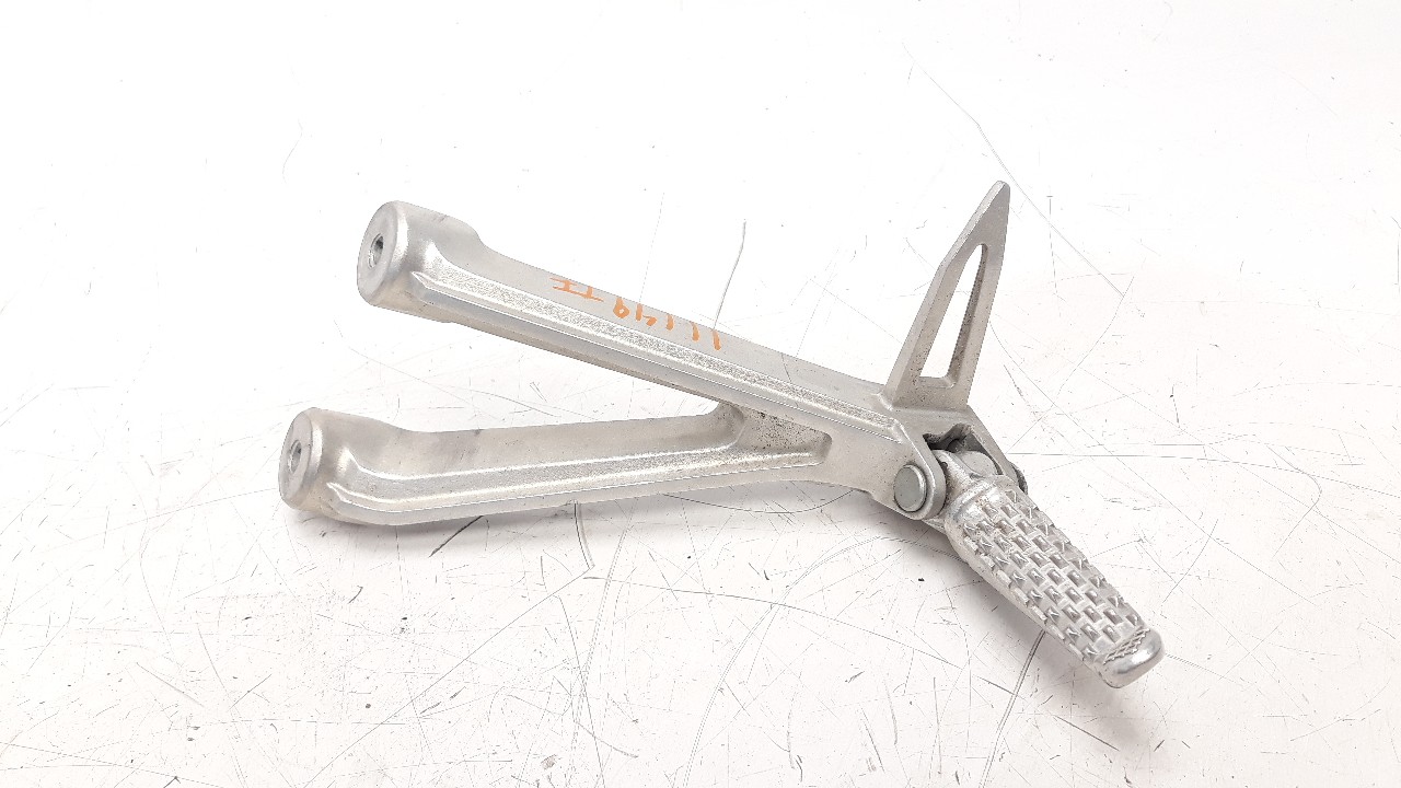 ESTRIBO LATERAL 50730K94T00 