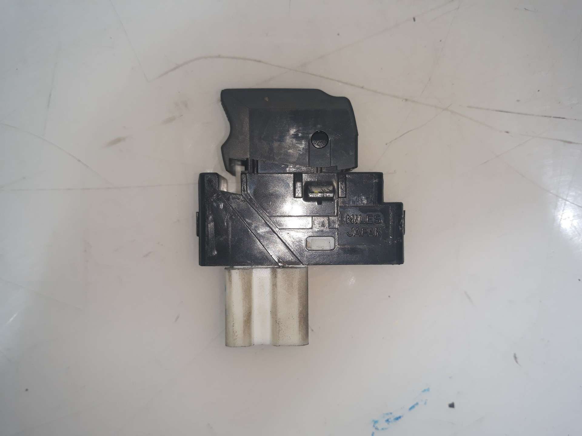 MANDO ELEVALUNAS TRASERO IZQUIERDO SUBARU TRIBECA B9 2006-2011 (83071XA01A 1321318)