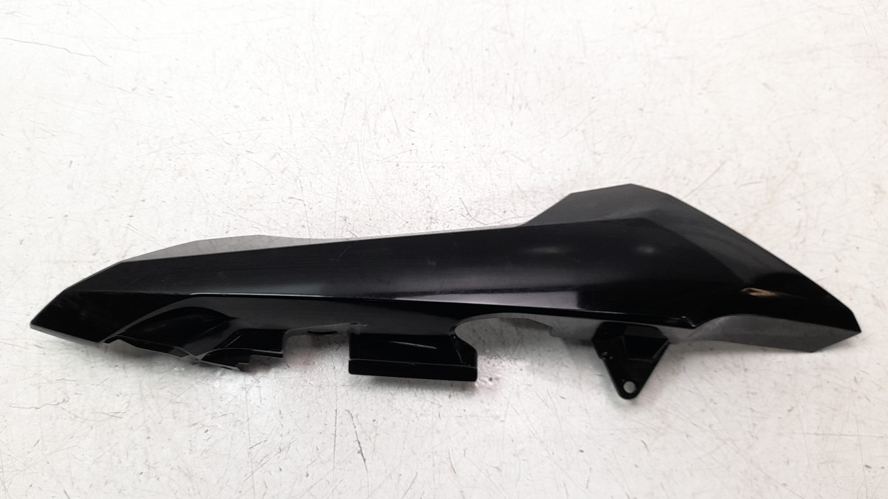 MOLDURA HONDA NC 750 2016- (77215MKAD80ZM 1275228)