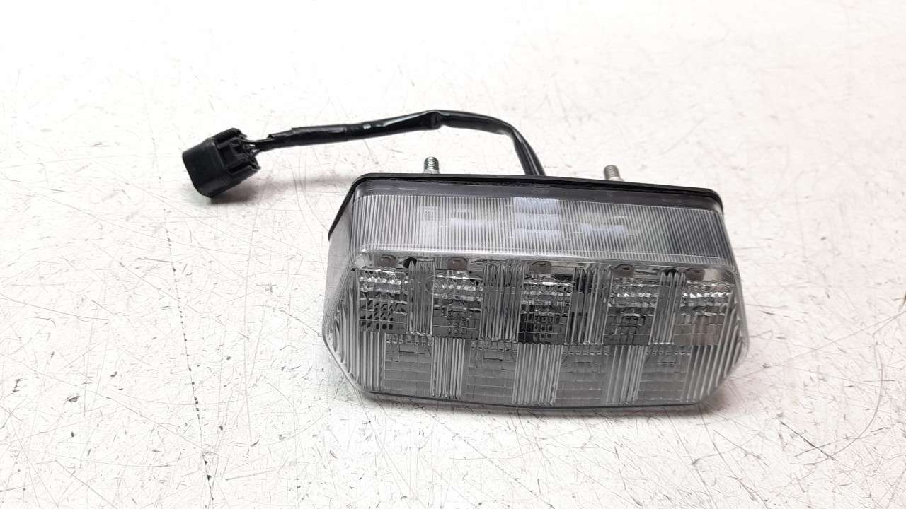 PILOTO TRASERO CENTRAL HONDA NC 750 2016- (33701MKAD81 1275251)