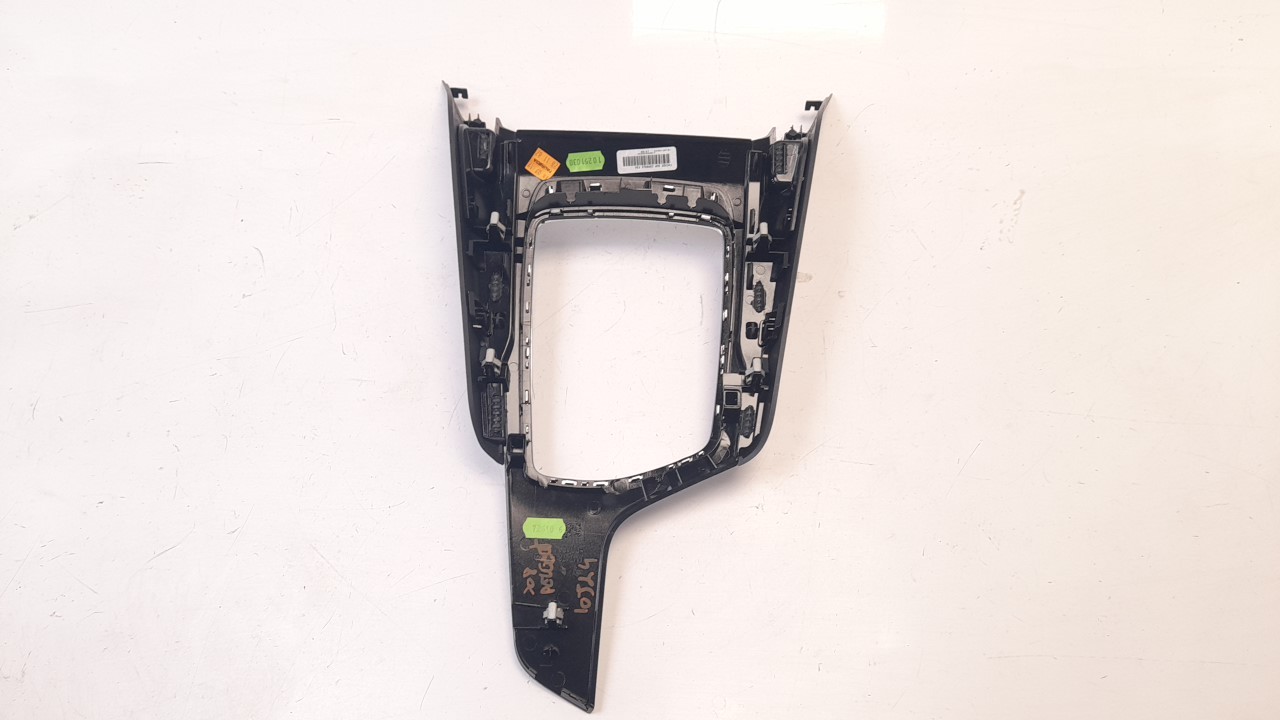 MOLDURA PEUGEOT 308 2013- (M47478 1122856)