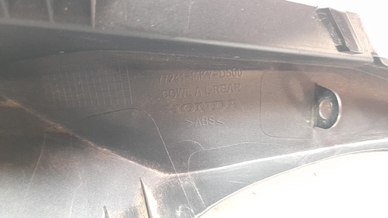 MOLDURA HONDA CB 650R 2018- (77241MKYD500 1276802)