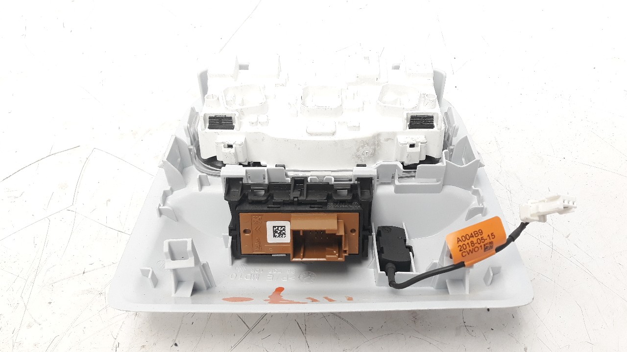 LUZ INTERIOR PEUGEOT 2008 (--.2013->) 2013-2019 (96781445PR 1225371)