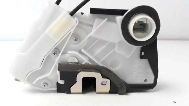 CERRADURA PUERTA DELANTERA DERECHA REF 