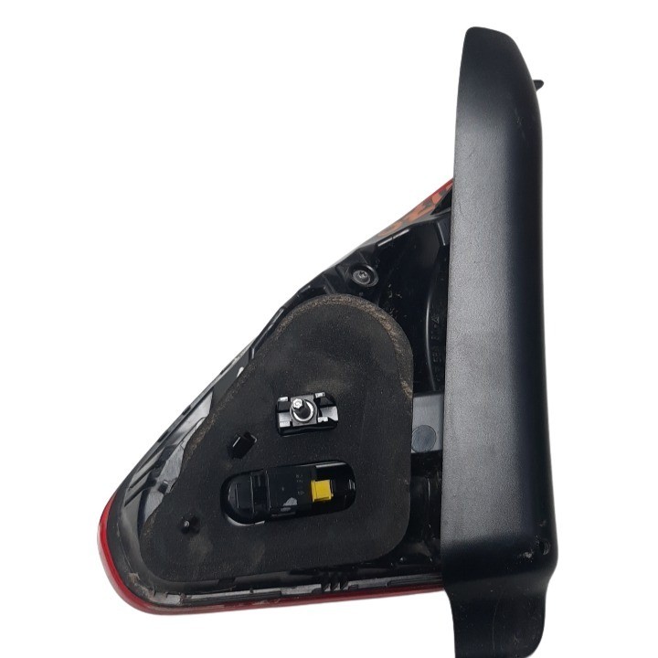 PILOTO TRASERO IZQUIERDO INTERIOR 9814758480 1102SA354846011 