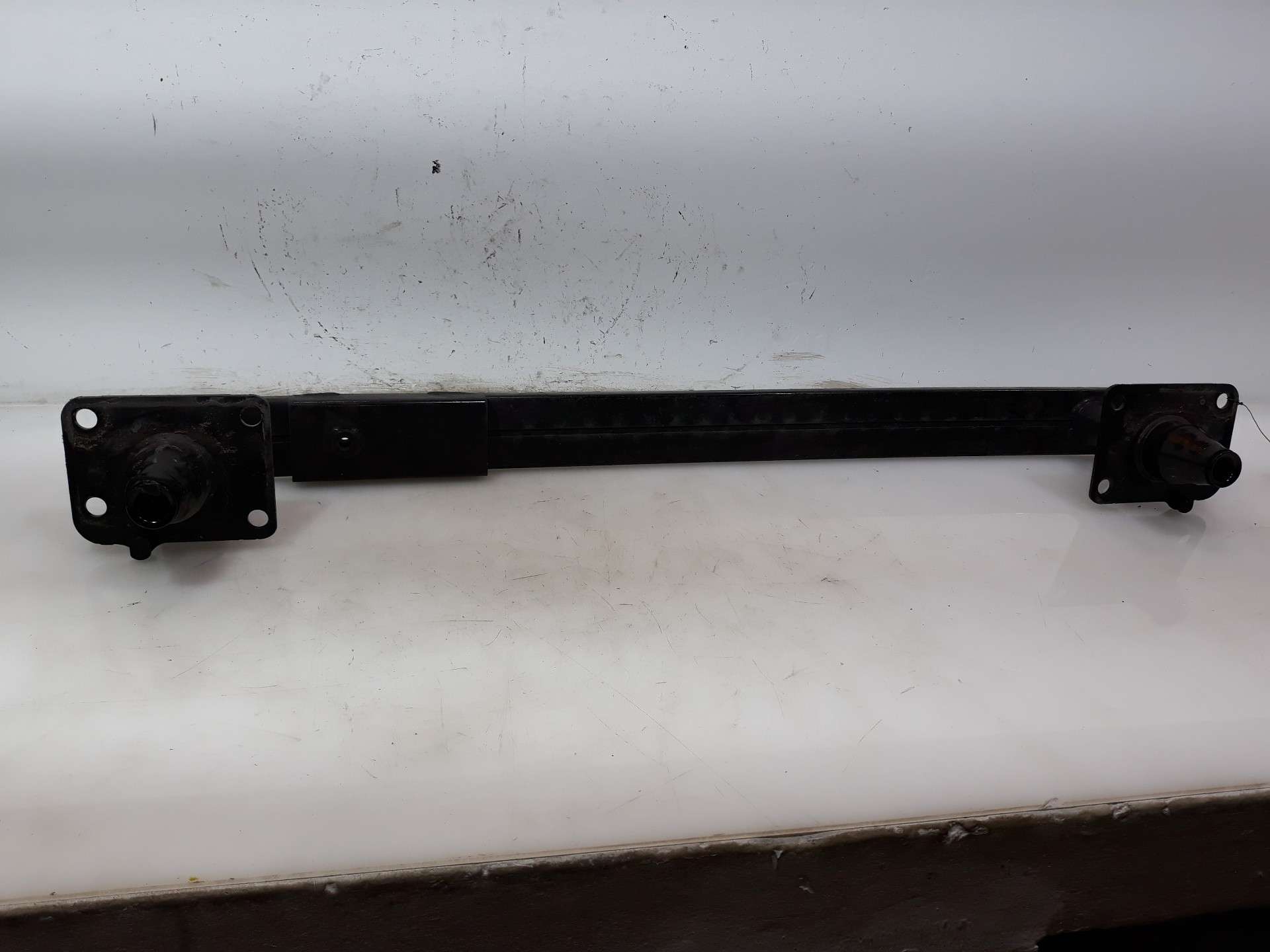 REFUERZO PARAGOLPES DELANTERO PEUGEOT 5008 2009-2017 (7422E8 1523945)