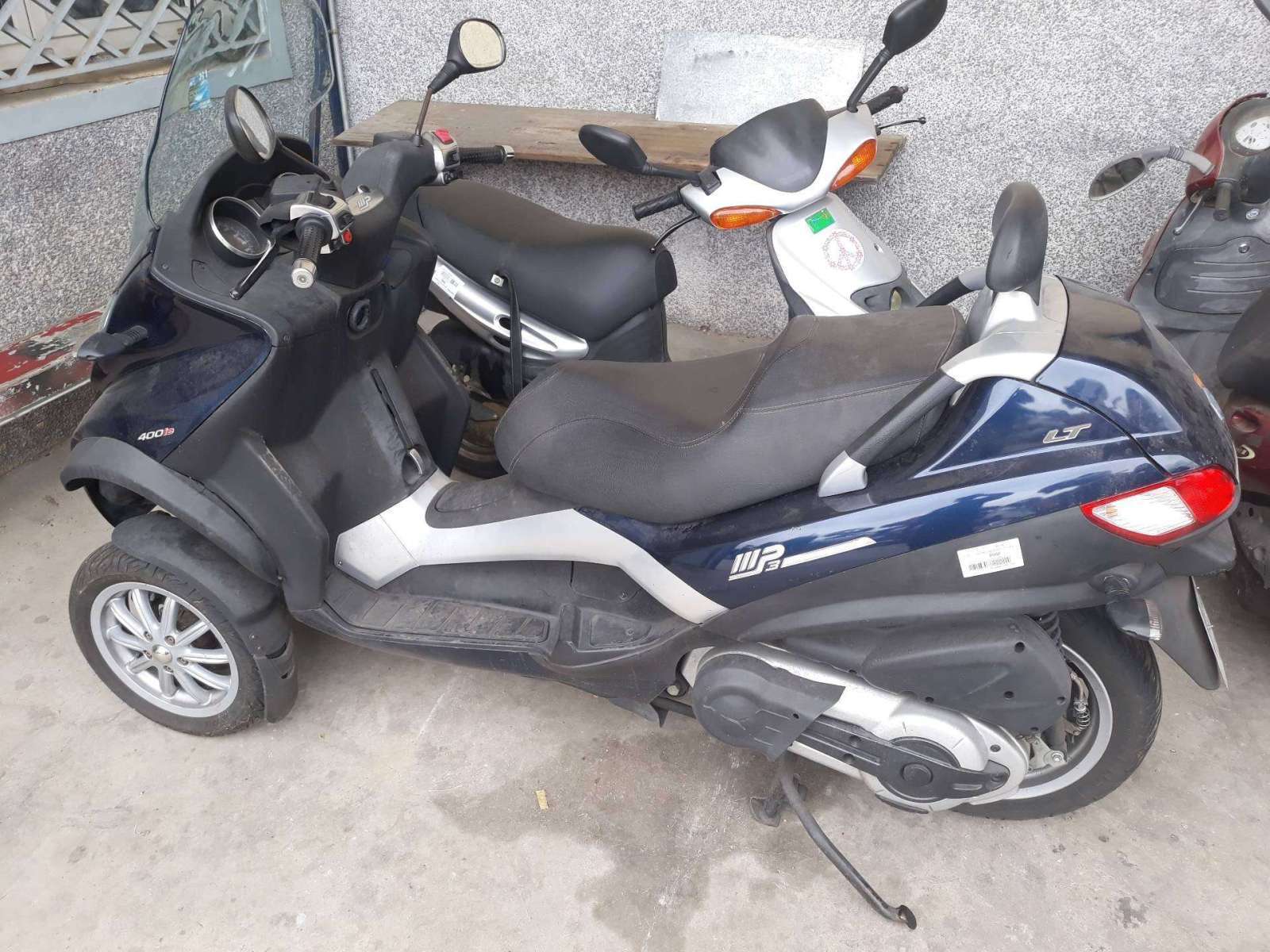 PIAGGIO MP3 -