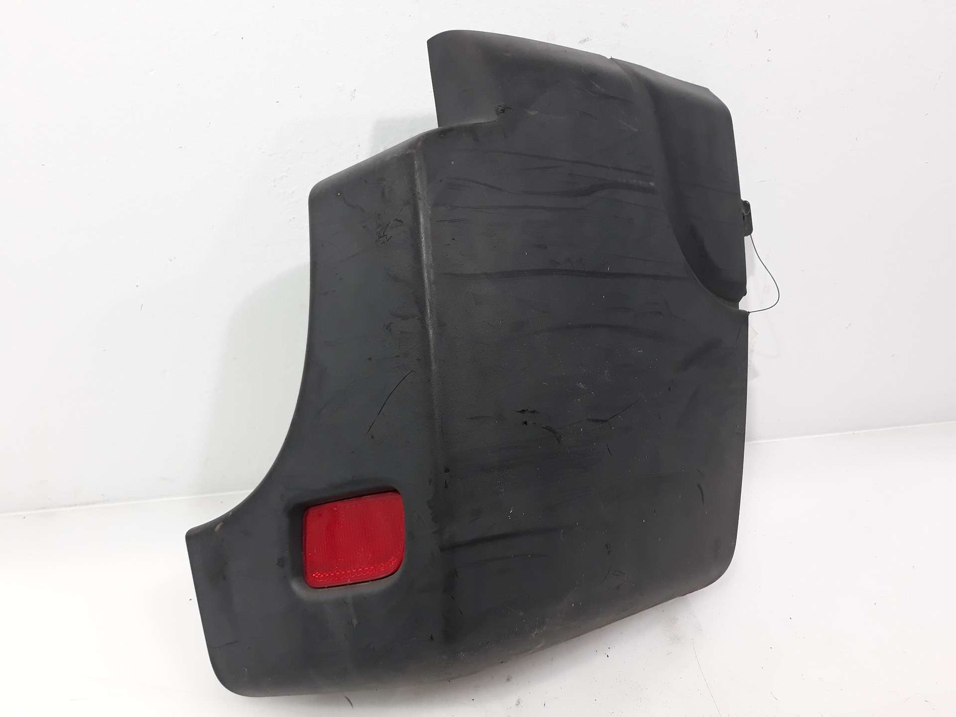 PUNTERA PARAGOLPES TRASERA DERECHA RENAULT MASTER KASTEN 2010- (851200001P 1524955)